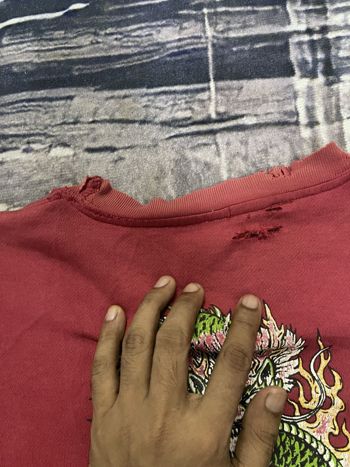 Stussy 90s STUSSY DRAGON BIG LOGO SWEATSHIRT DISTRESSED FADED RARE Size US M / EU 48-50 / 2 - 10 Thumbnail