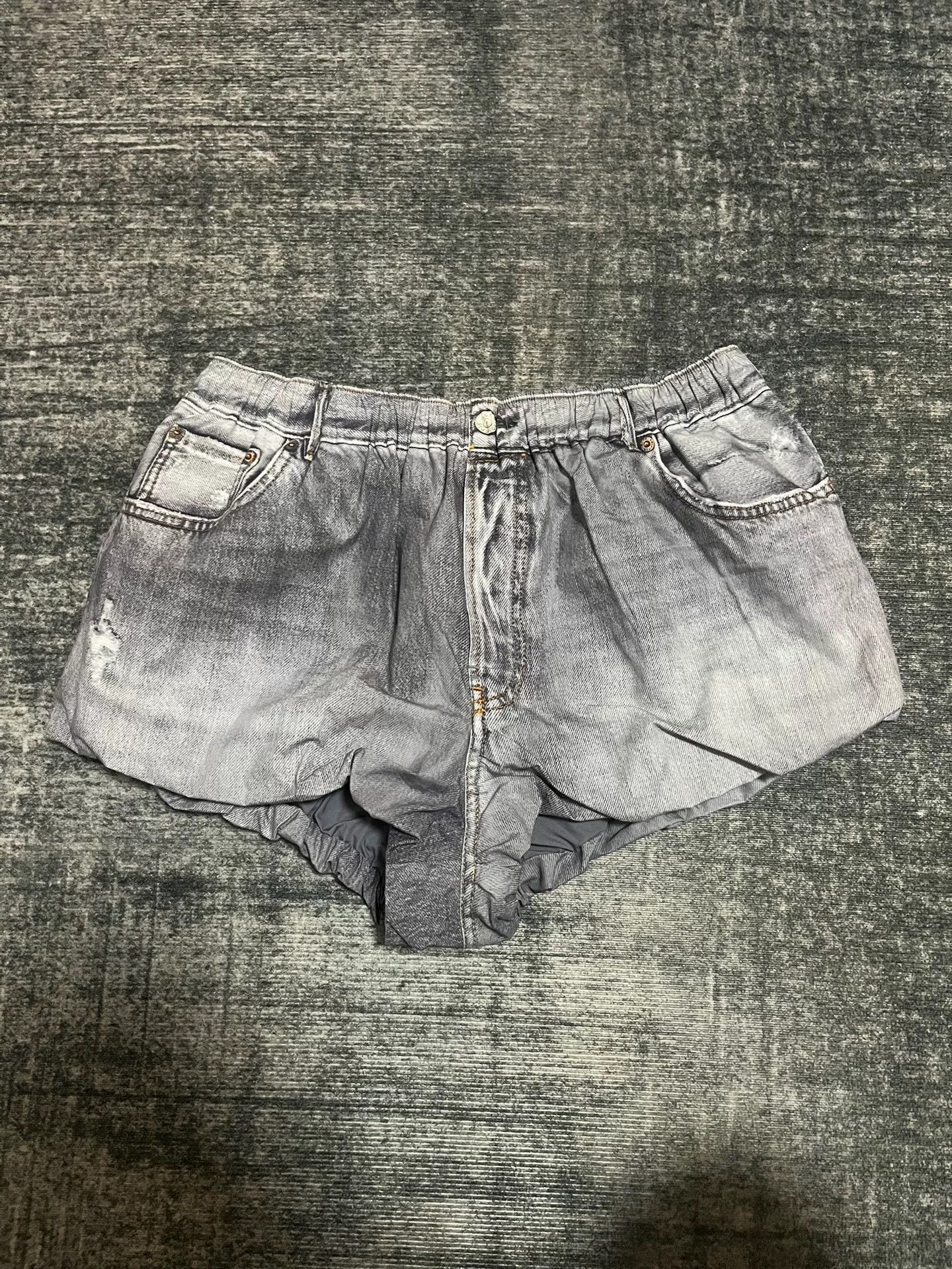 Acne Studios Acne Studios Casual Jeans 32 Women Size 32" / US 10 / IT 46 - 1 Thumbnail