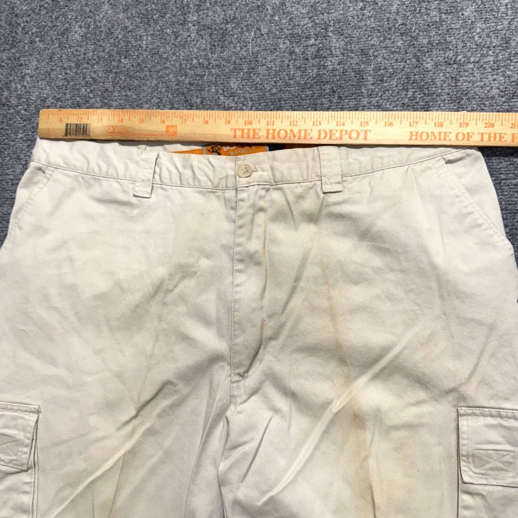 The Unbranded Brand Y2K BAU Cargo Pants Men 42x34 White Relaxed Fit Stained Wide Leg Mens 42 Big & Tall White Cargo Pants Size US 42 / EU 58 - 5 Thumbnail