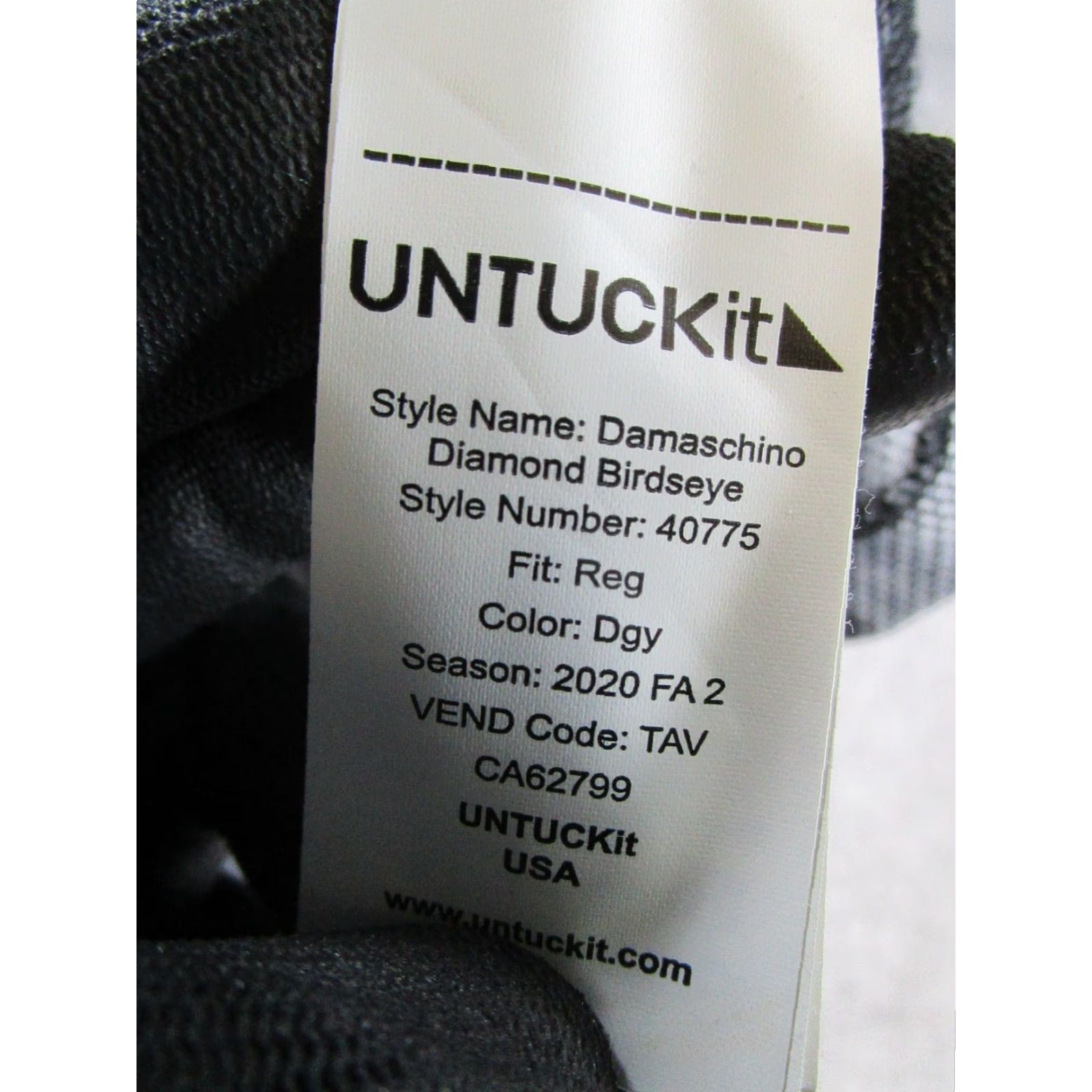 UNTUCKit UNTUCKit Polo Shirt Mens Large Gray Cotton Golf Herringbone Long Sleeve Button-Front Collared Golfwear Mens L Gray UNTUCKit Polo Size US L / EU 52-54 / 3 - 4 Thumbnail