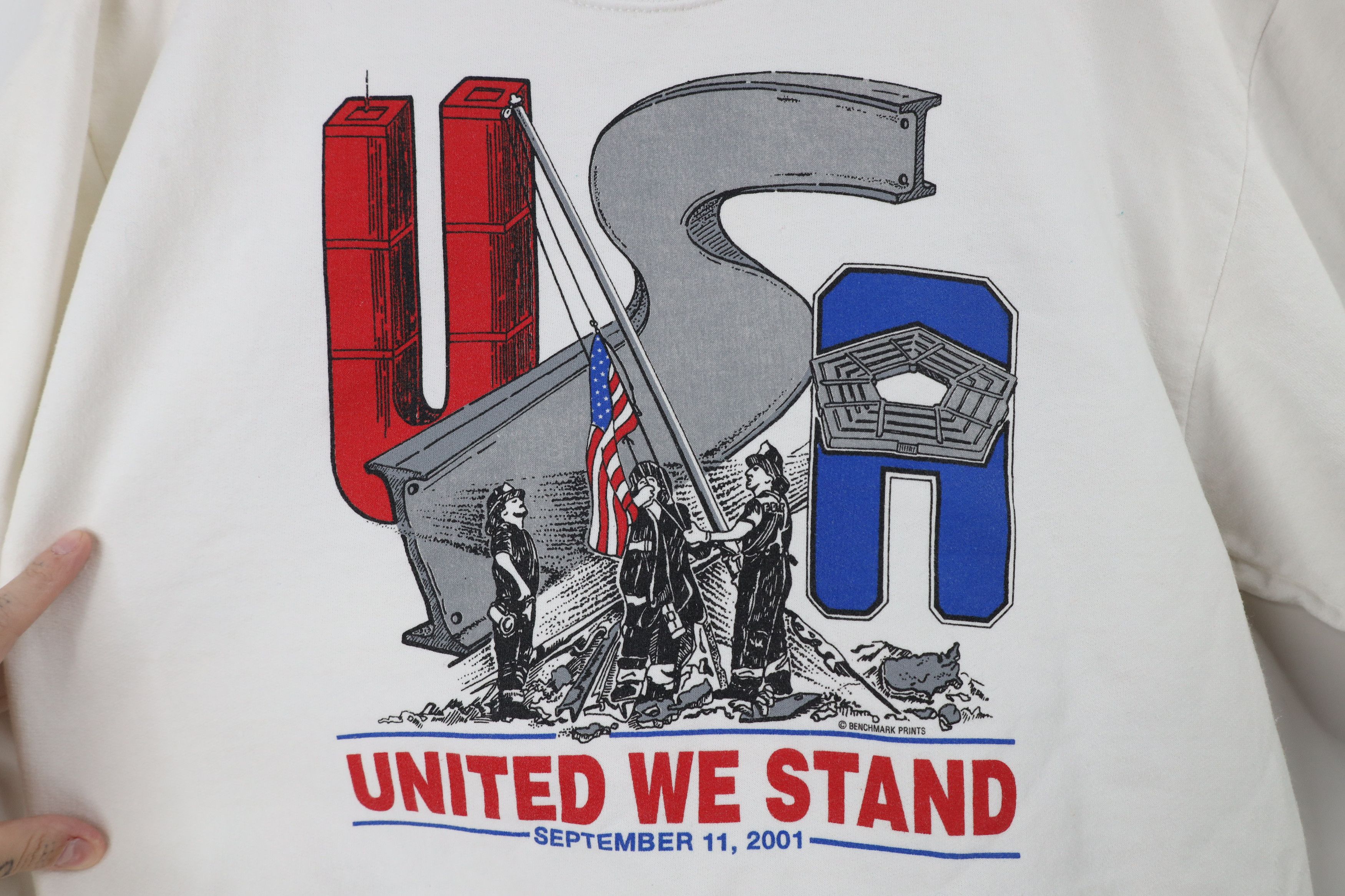 Vintage Vintage Y2K United We Stand September 11 Twin Sweatshirt Size US M / EU 48-50 / 2 - 4 Thumbnail