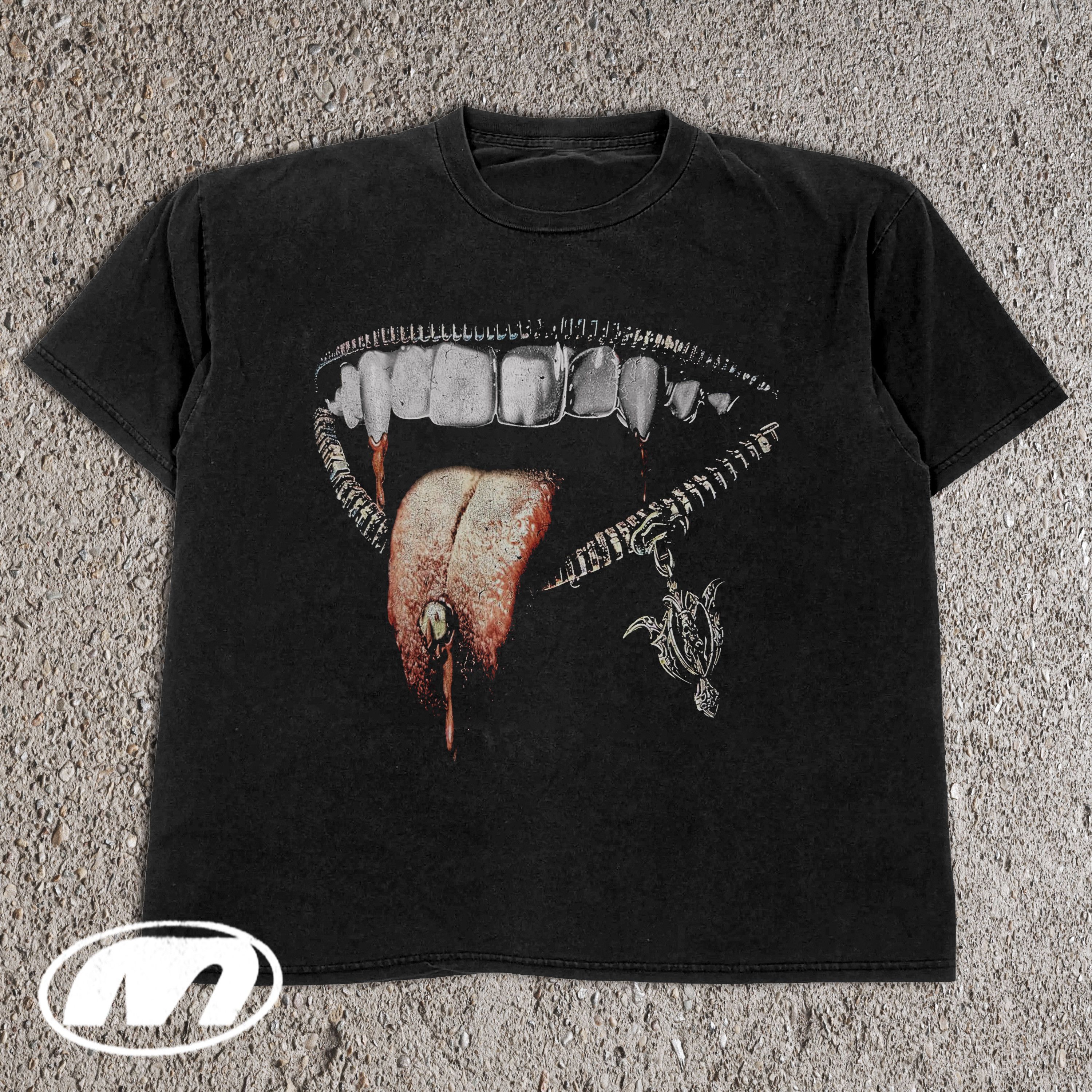 Other Lips Tongue Graphic Tee – Y2K Vintage Streetwear Shirt Size US L / EU 52-54 / 3 - 1 Thumbnail