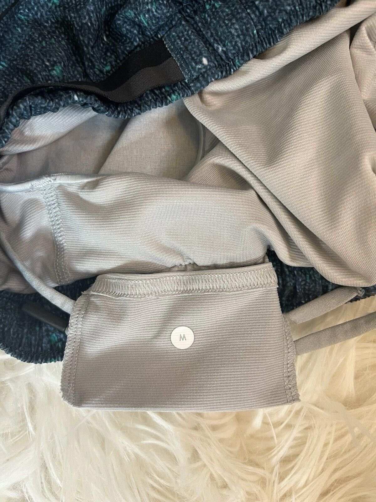 Lululemon lululemon the short lined Size US 32 / EU 48 - 7 Thumbnail