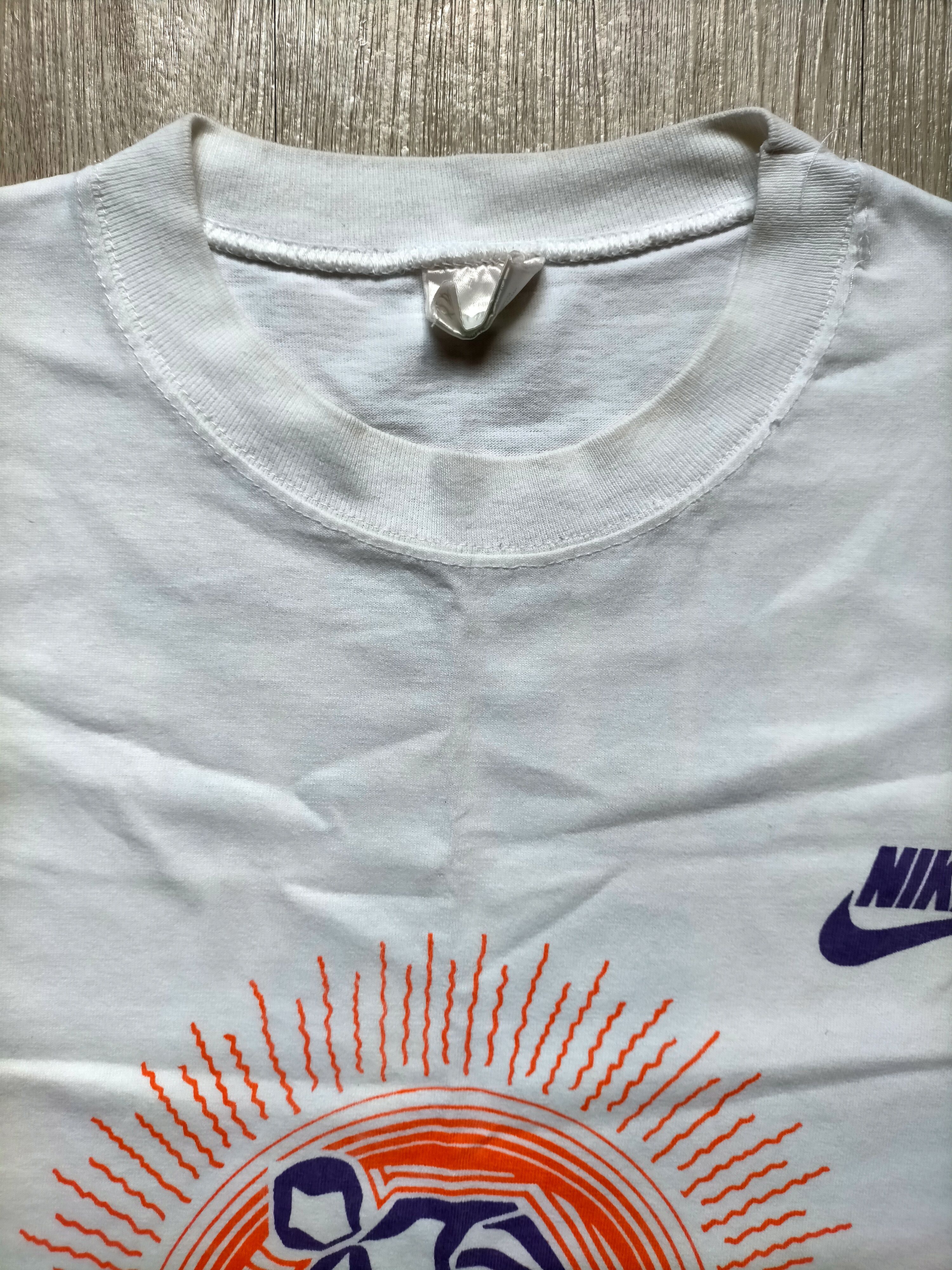 Nike Vintage 80s Nike Running white tee Size US L / EU 52-54 / 3 - 4 Thumbnail