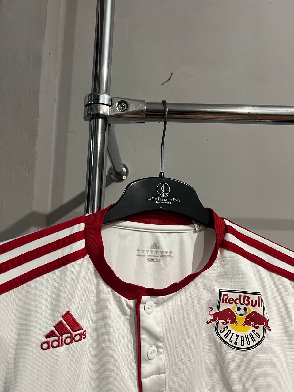 Adidas 2010/11 RED BULL SALZBURG HOME SOCCER JERSEY FOOTBALL SHIRT Size US M / EU 48-50 / 2 - 6 Thumbnail