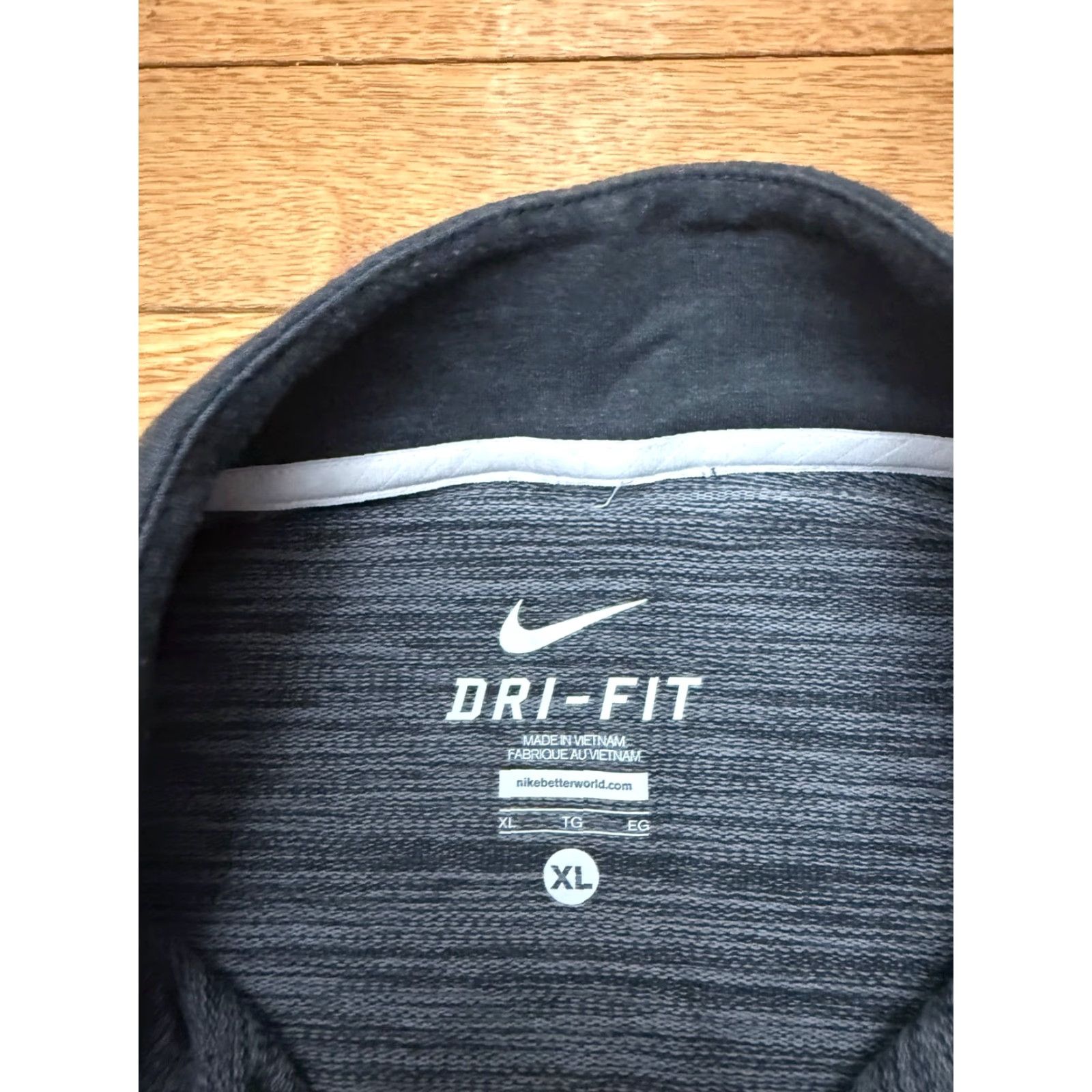 Nike Nike Dri-FIT Jacket Mens XL Full Zip Purdue Boilermakers Lightweight Gray 100% Polyester Logo Zipper Regular Fit Sports Activewear Sedentary? Size US XL / EU 56 / 4 - 4 Thumbnail