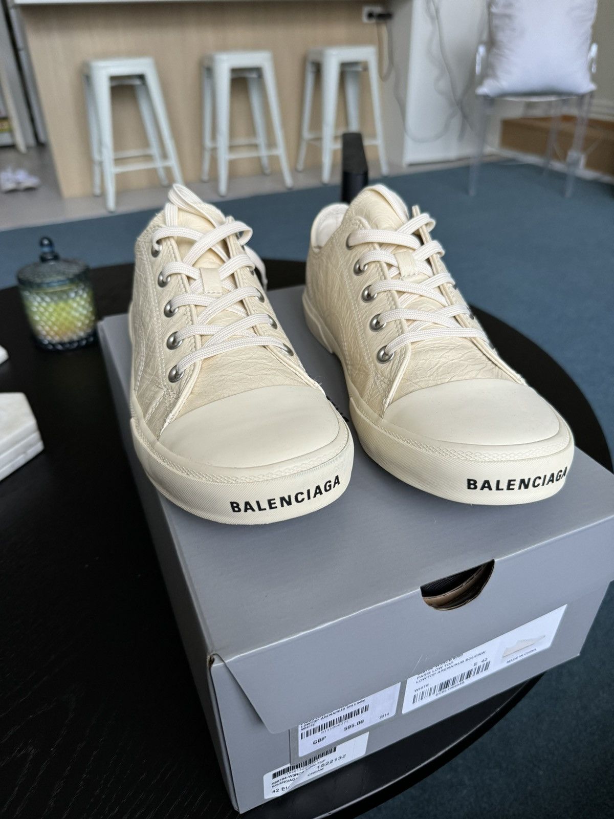 Balenciaga Paris low top leather sneaker