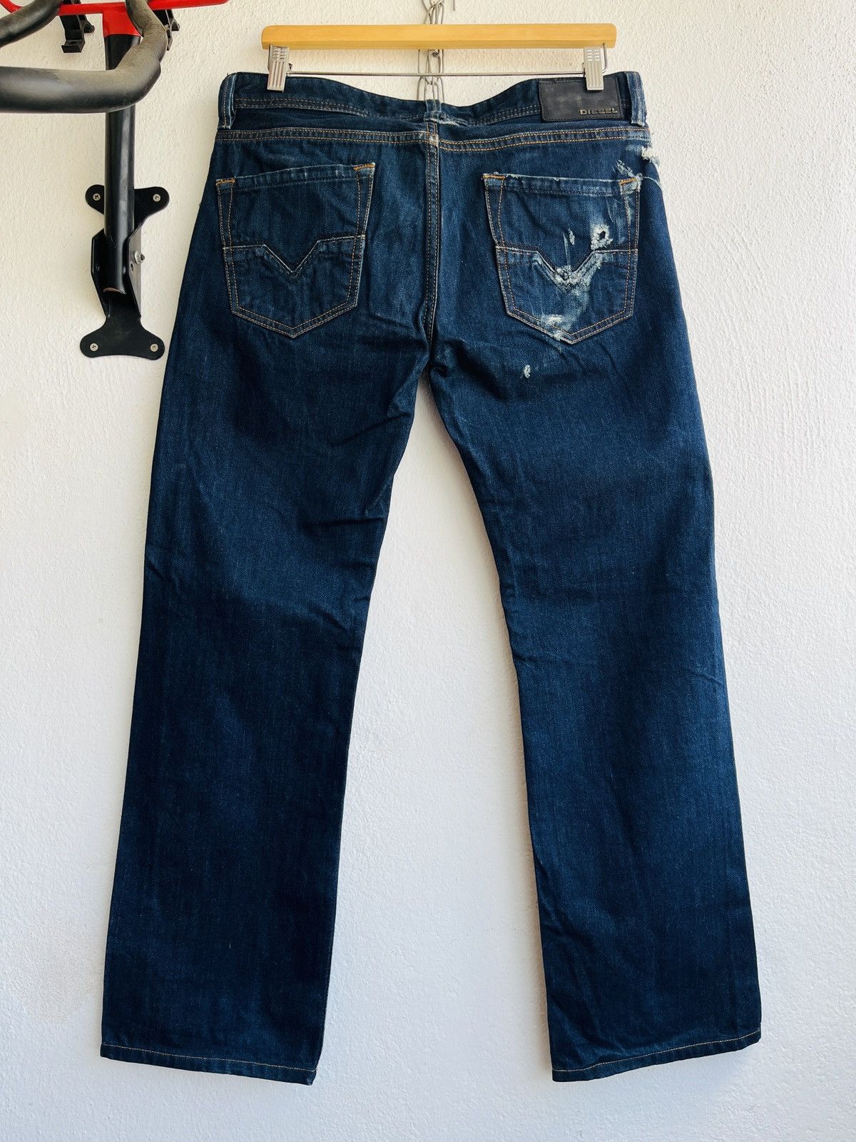 Diesel Distressed Pocket DIESEL Larkee Regular Cut Hard Jeans Size US 30 / EU 46 - 2 Thumbnail