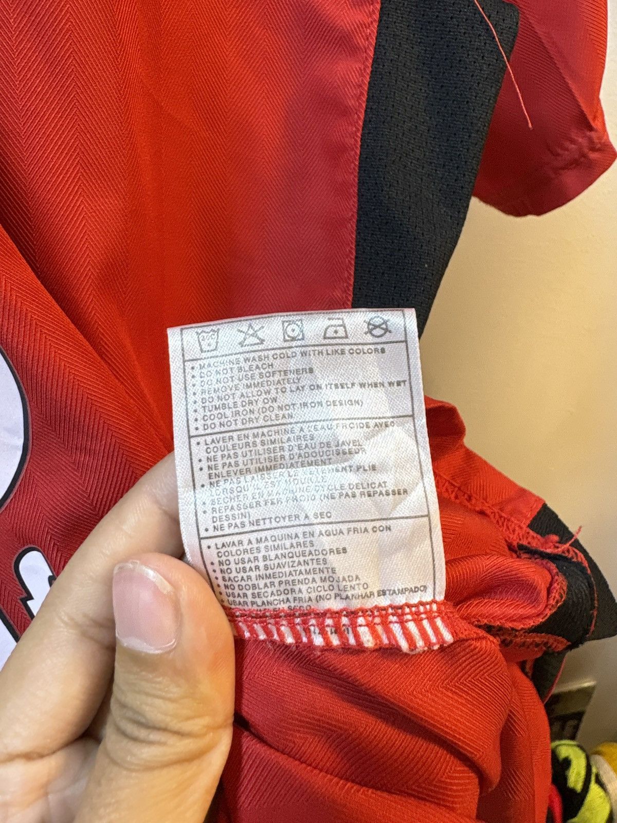Nike Vintage 2006 Urawa Red Diamonds Home Kit Size US XL / EU 56 / 4 - 6 Thumbnail