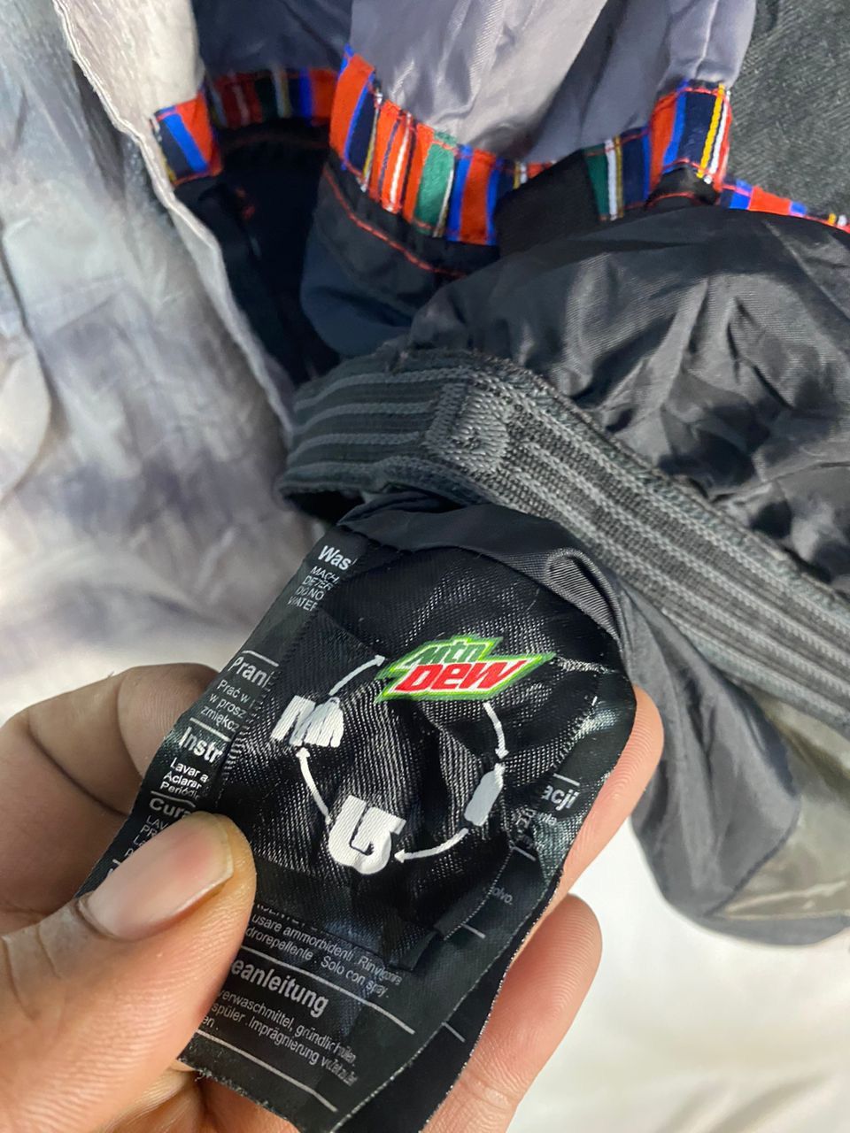 Burton Best price 🔥Button mtn dew waterproof hoodie zipper jacket Size US M / EU 48-50 / 2 - 12 Thumbnail