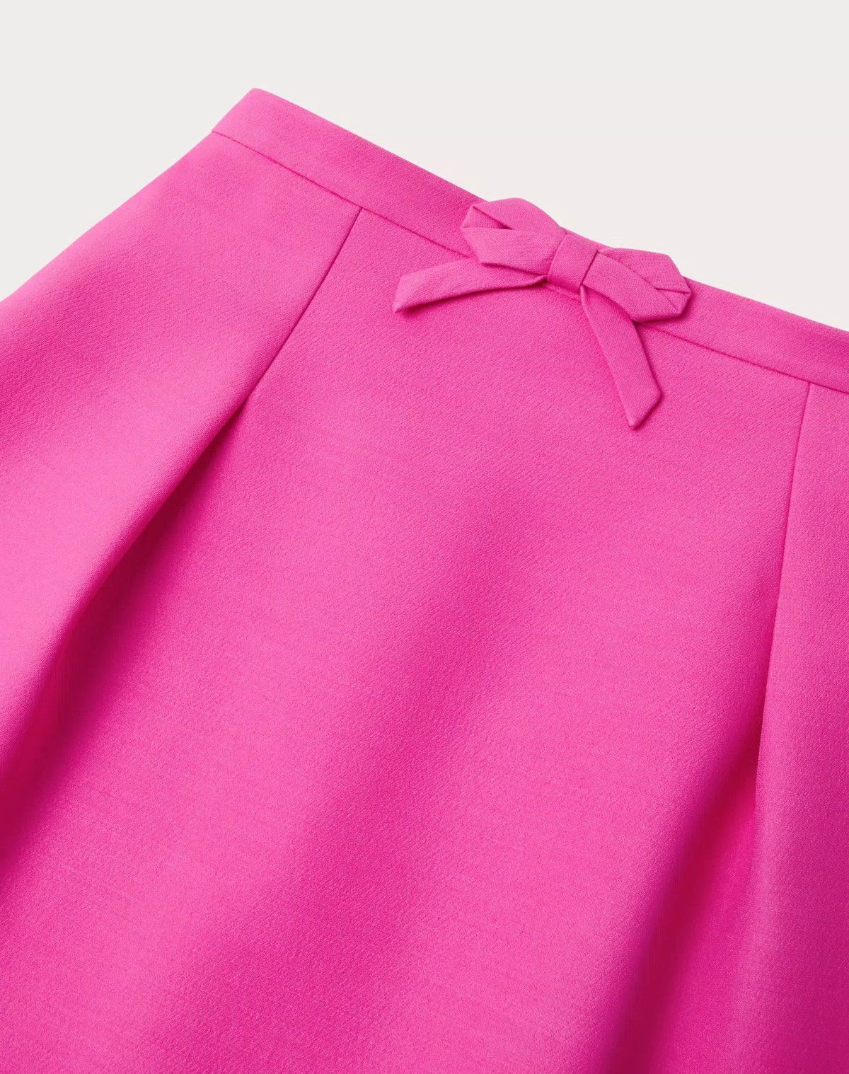 Valentino o1s1wg110426 Crepe Couture Skirt in Pink Size 30" / US 8 / IT 44 - 4 Thumbnail