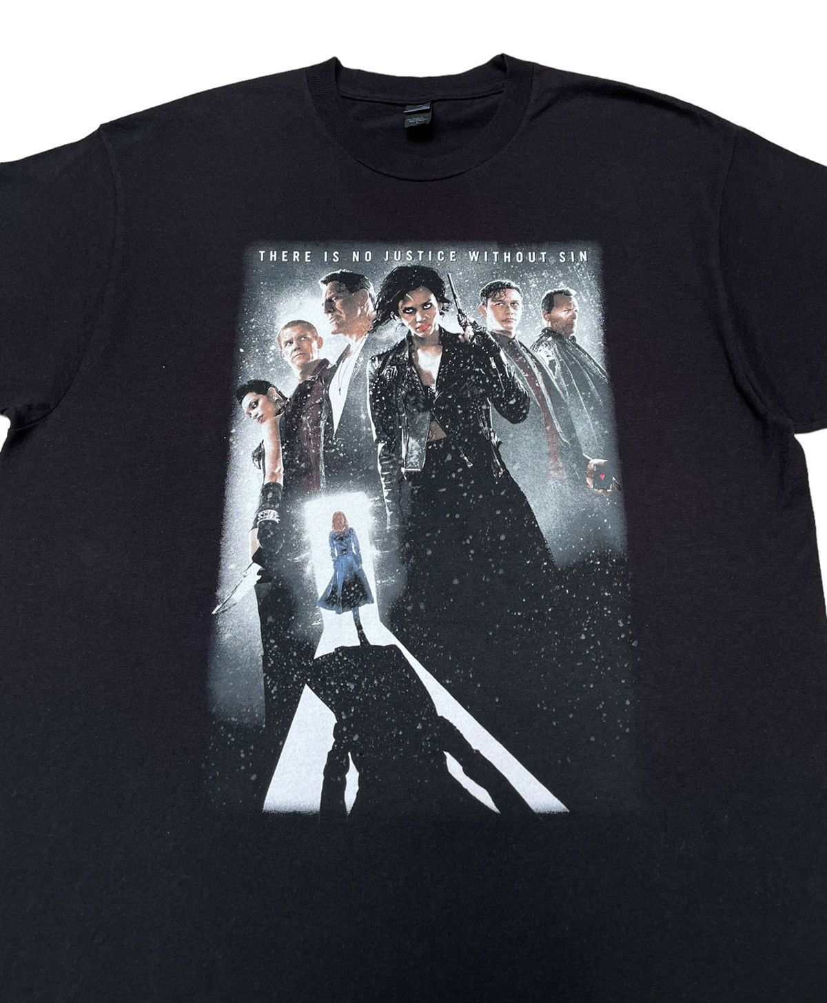 Vintage Rare Action Movie Sin City A Dame To Kill For T-Shirt 2014 Size US L / EU 52-54 / 3 - 4 Thumbnail