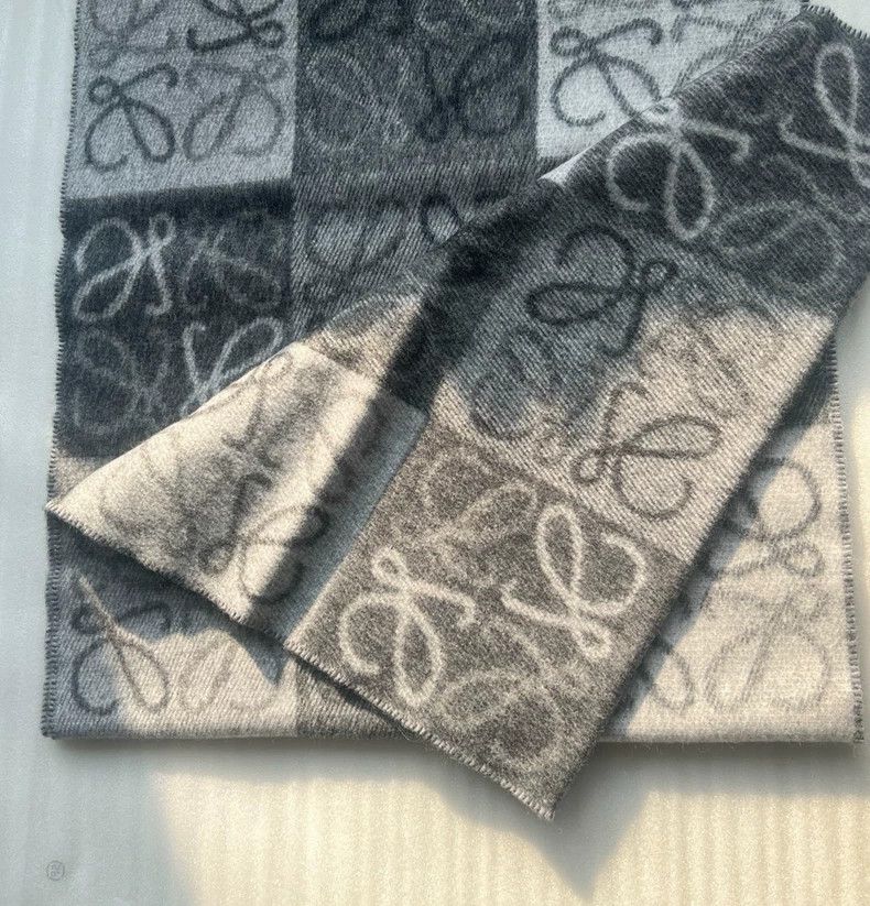 Loewe LOEWE size 38*180cm Wool scarf Size ONE SIZE - 8 Thumbnail