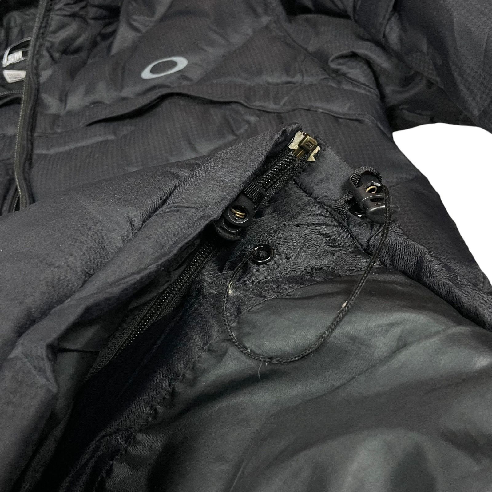 Oakley × Vintage Oakley Men's Black Hooded Long Sleeve Full Zip Puffer Jacket Size US M / EU 48-50 / 2 - 4 Thumbnail