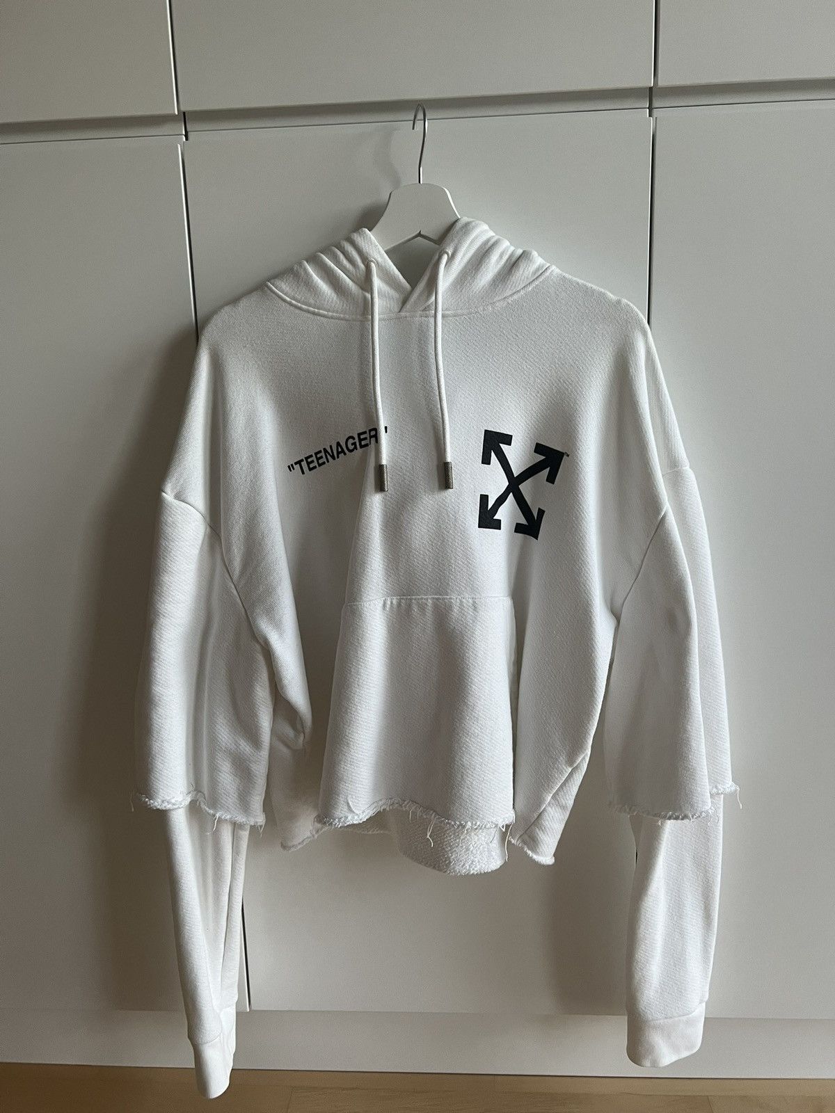 Off white hoodie teenager hotsell