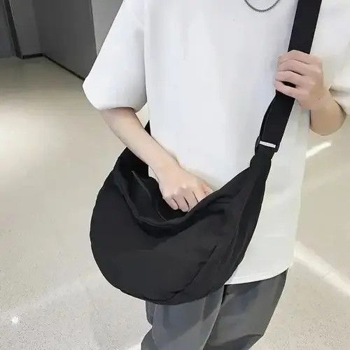 Japanese Brand Vintage Crossbody/Shoulder Bags Unisex Size ONE SIZE - 3 Thumbnail