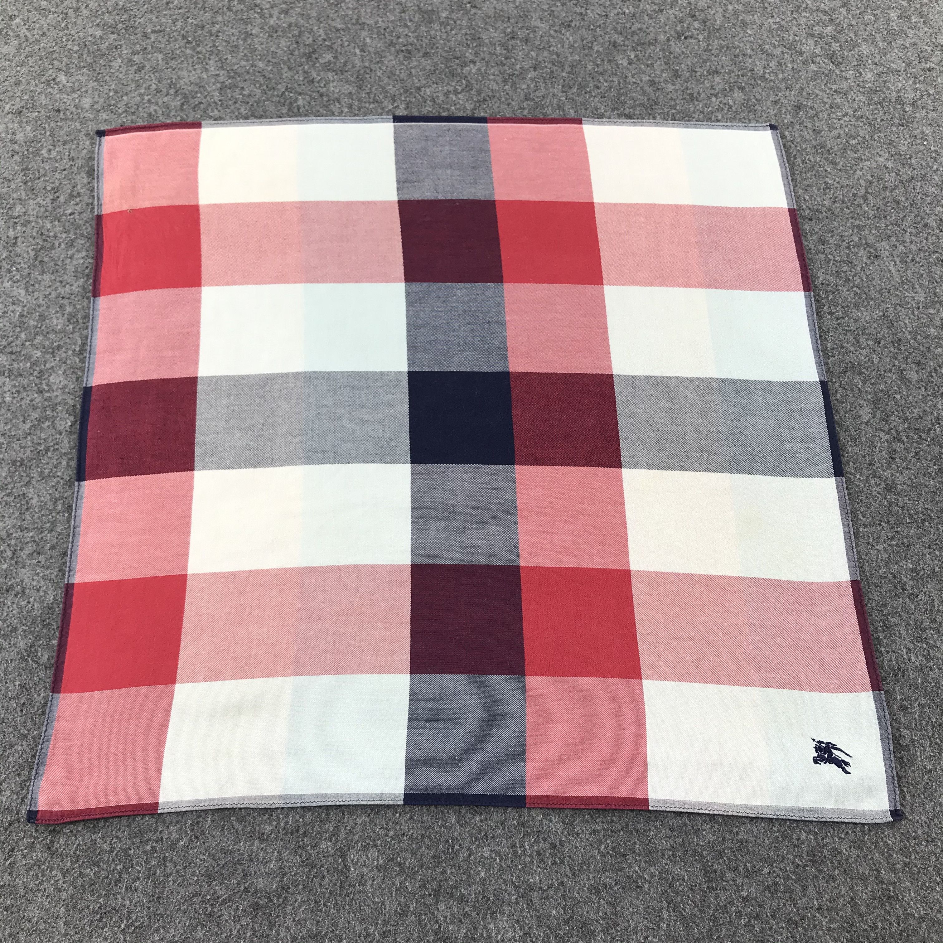 Burberry Burberry Handkerchief Neckerchief Bandana H251 Size ONE SIZE - 1 Thumbnail