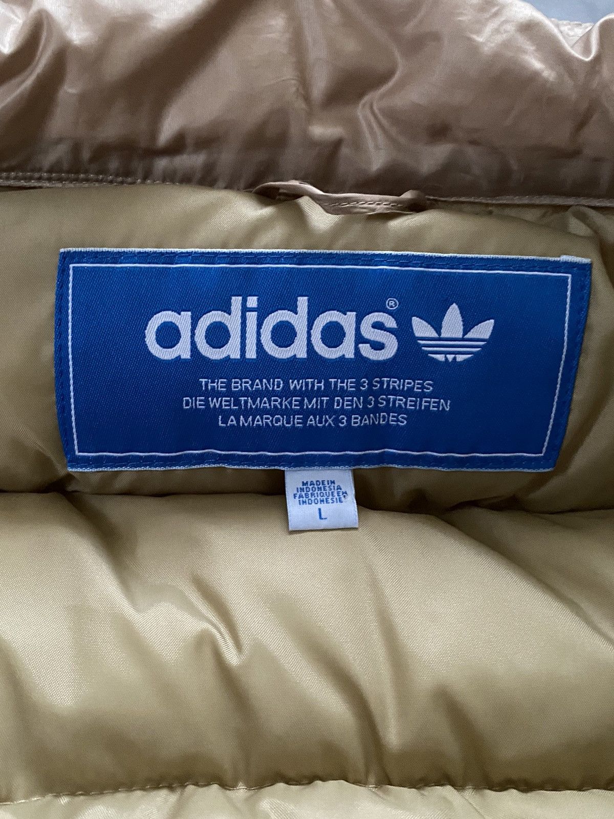 Adidas Vintage Adidas Mega Puffer Vest Size US L / EU 52-54 / 3 - 12 Thumbnail