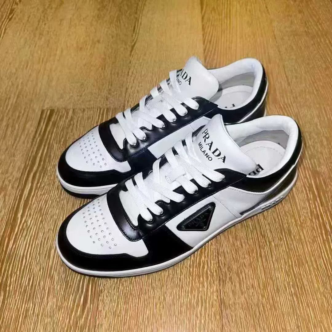 Prada prada black and white logo sneakers size 41.5 Size US 7.5 / EU 40-41 - 1 Thumbnail