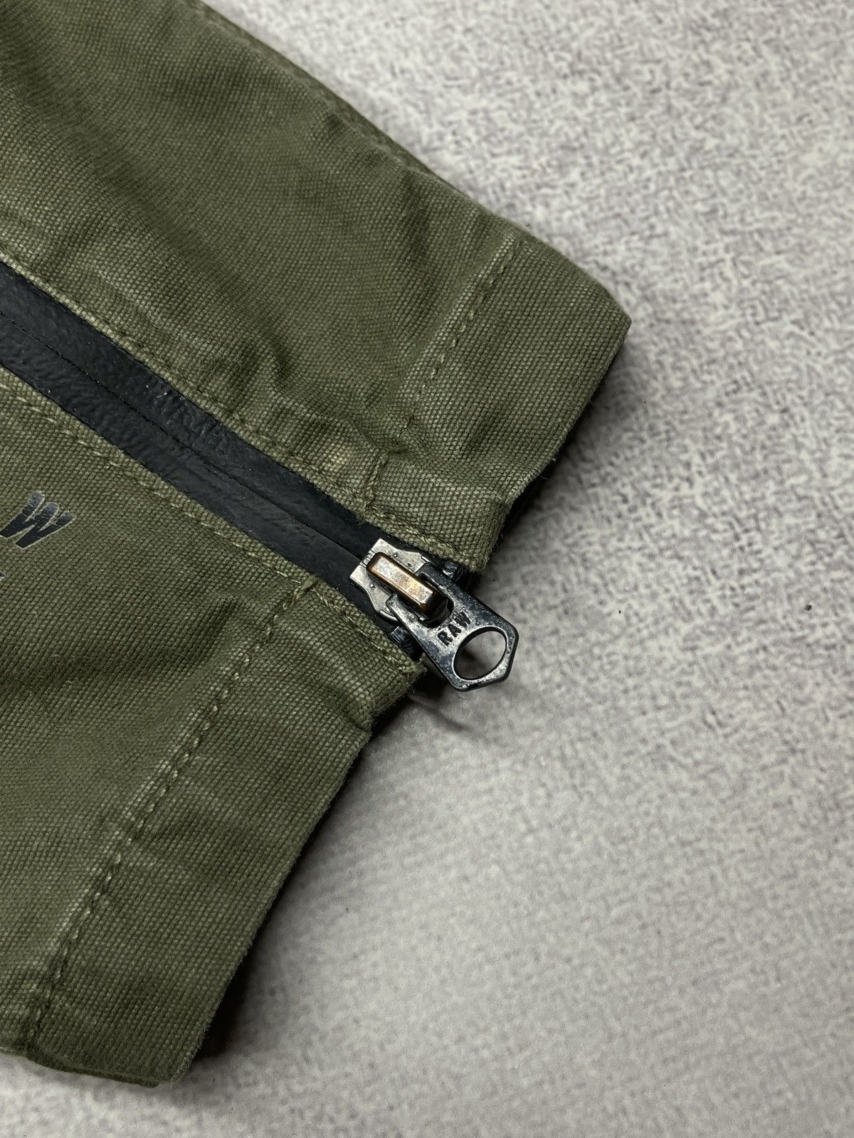 G-Star Mens G Star Raw Fatigue Relaxed Tapered Cargo Pants Size 36 Size US 36 / EU 52 - 14 Thumbnail