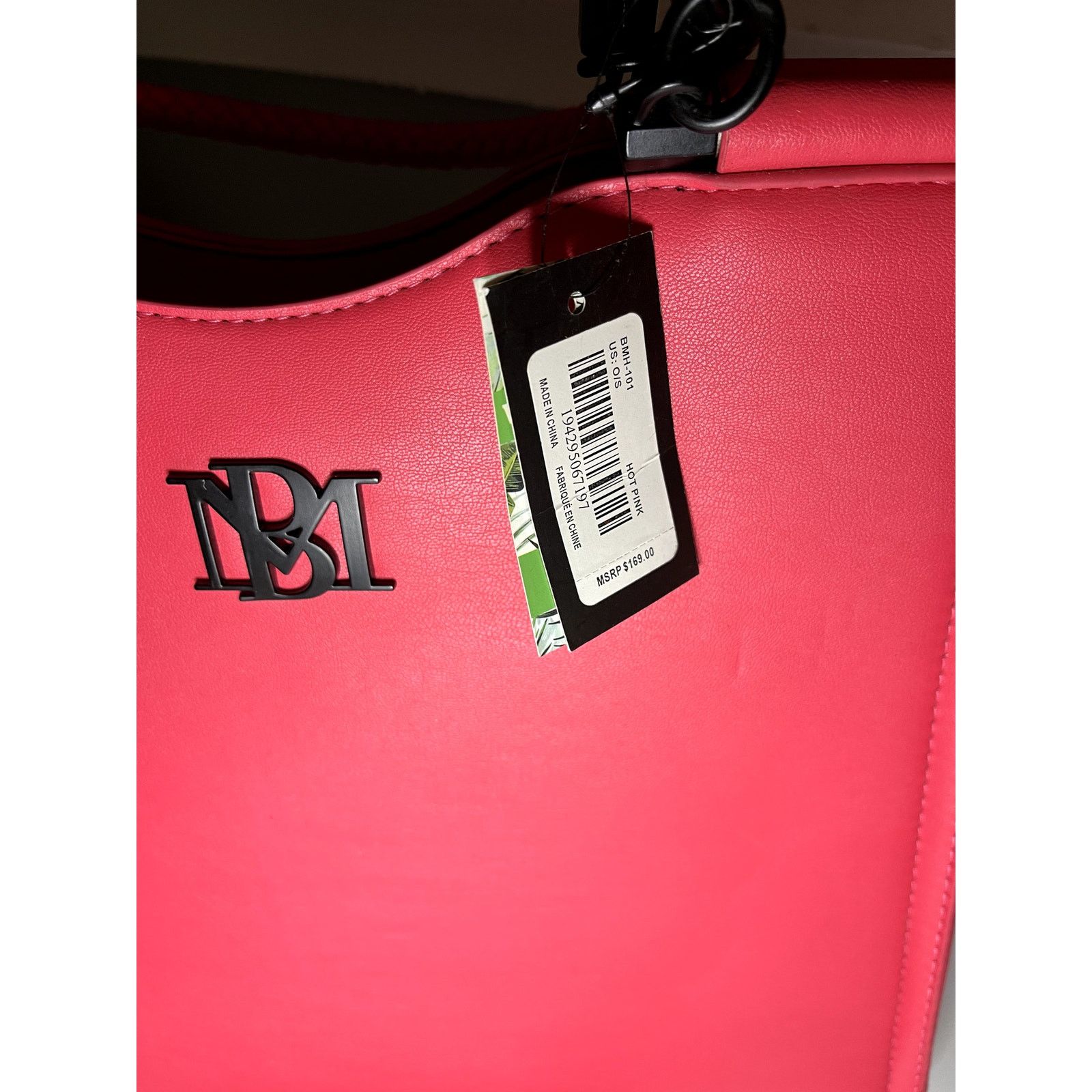 Badgley Mischka NWT- Badgley Mischka Hot Pink Shoulder Purse Size ONE SIZE - 2 Thumbnail