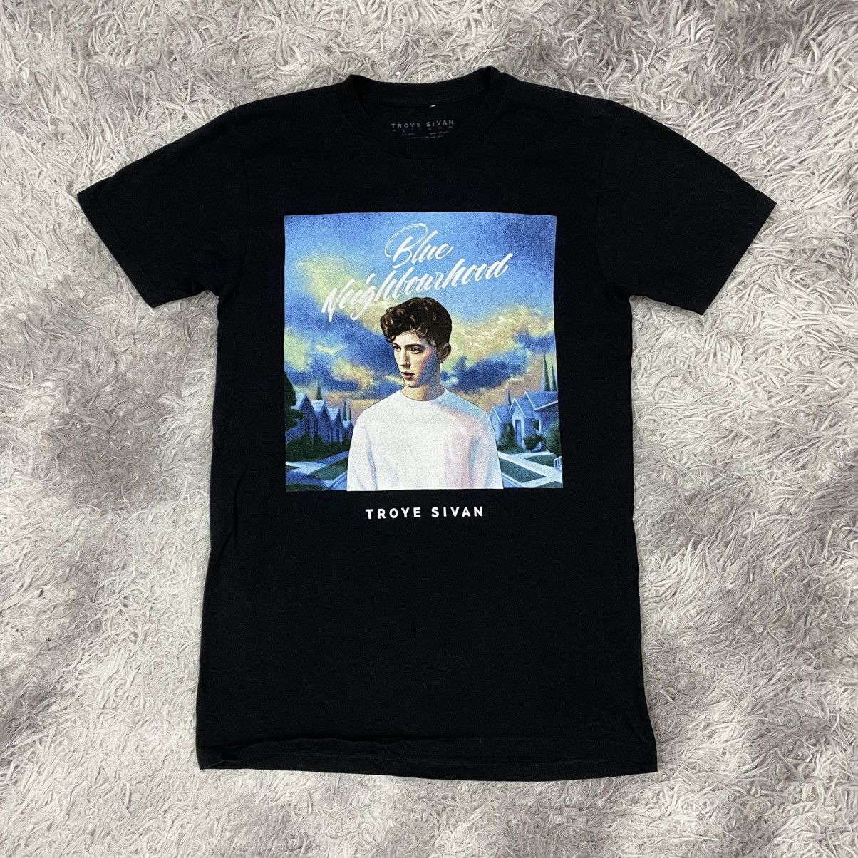 Band Tees Solo singer troye sivan pop band Size US S / EU 44-46 / 1 - 1 Thumbnail