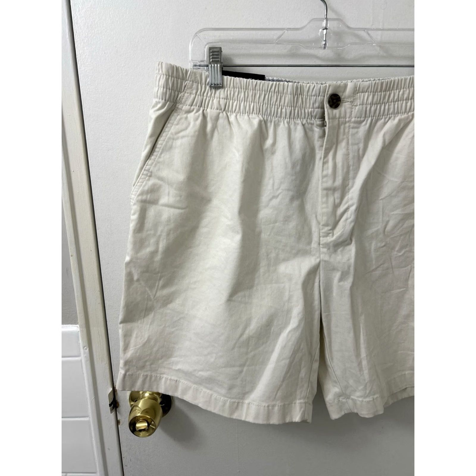 Tommy Hilfiger Tommy Hilfiger Shorts Mens XL White THFlex Pockets 7" Inseam NWT Slim Casual Chino Elastic Waist Button Front Logo Activ: Cream, Beige Size US 36 / EU 52 - 2 Thumbnail