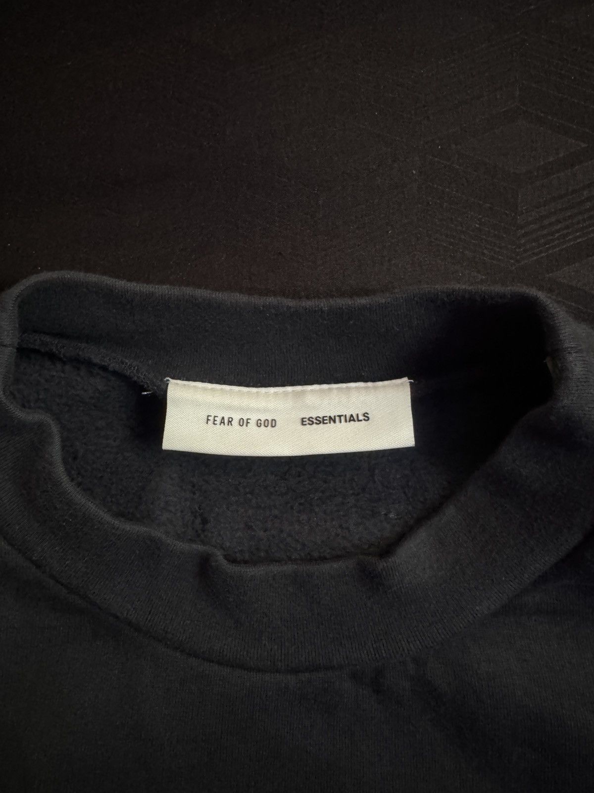 Essentials {Black Holiday 'Los Angeles' Heavy Fleece Cropped Sweatshirt Size US XL / EU 56 / 4 - 7 Thumbnail