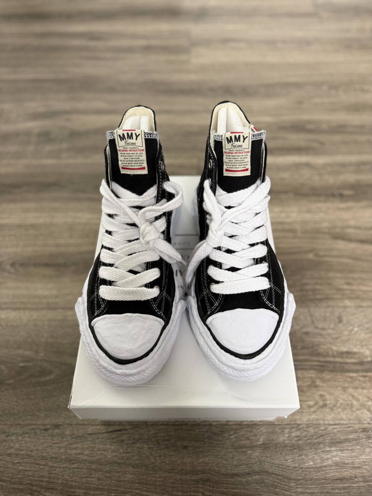 Maison MIHARA YASUHIRO Maison Mihara PETERSON 23 HIGH Black & White Size US 10 / EU 43 - 2 Thumbnail