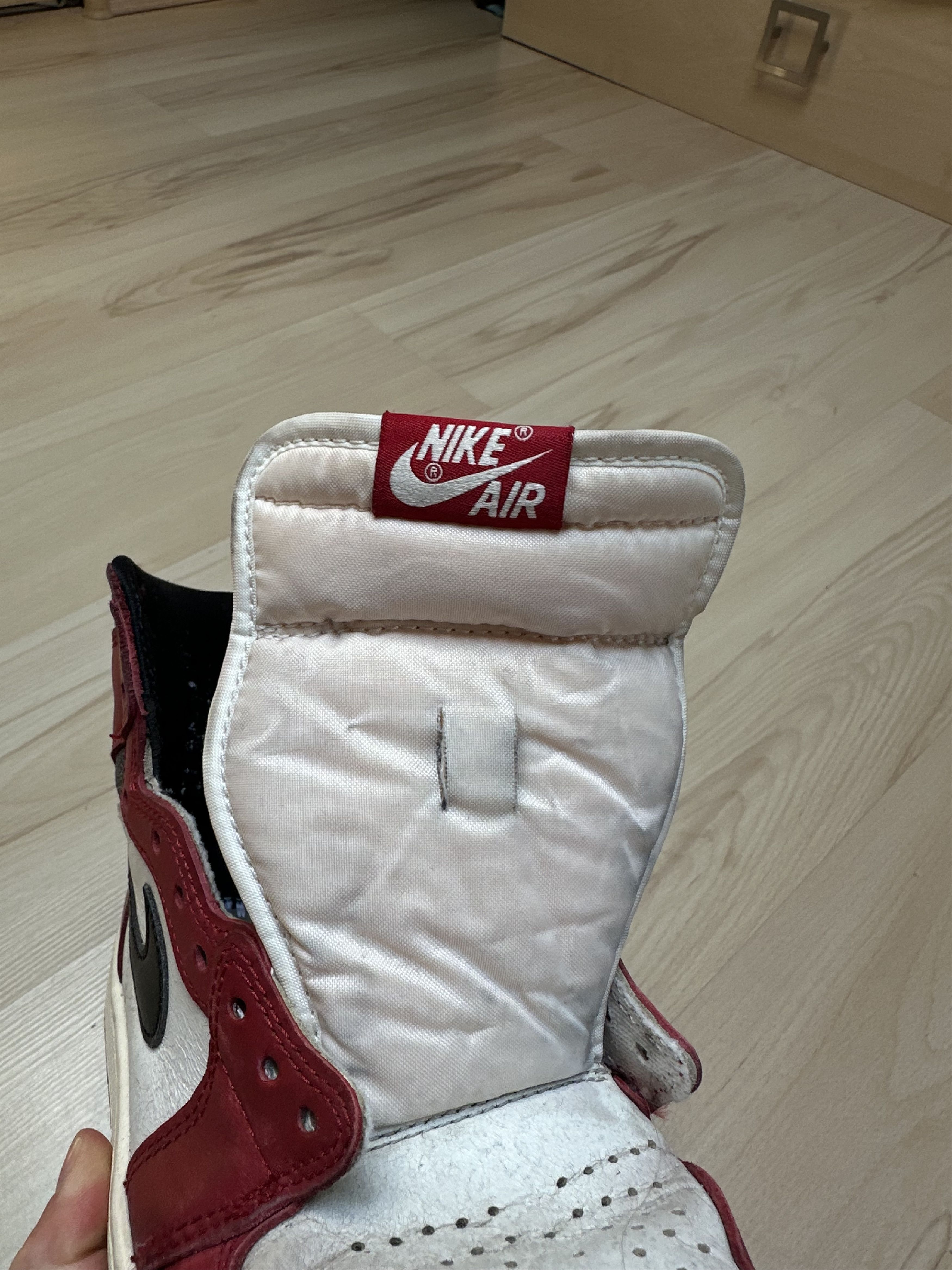 Jordan Brand Nike Air Jordan 1 Retro High OG Lost and Found Chicago EU 40 Size US 7 / EU 40 - 13 Thumbnail