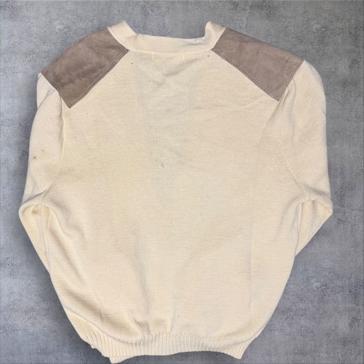 Burberry × Vintage Vintage sweater cream used deffect Size US XL / EU 56 / 4 - 8 Thumbnail
