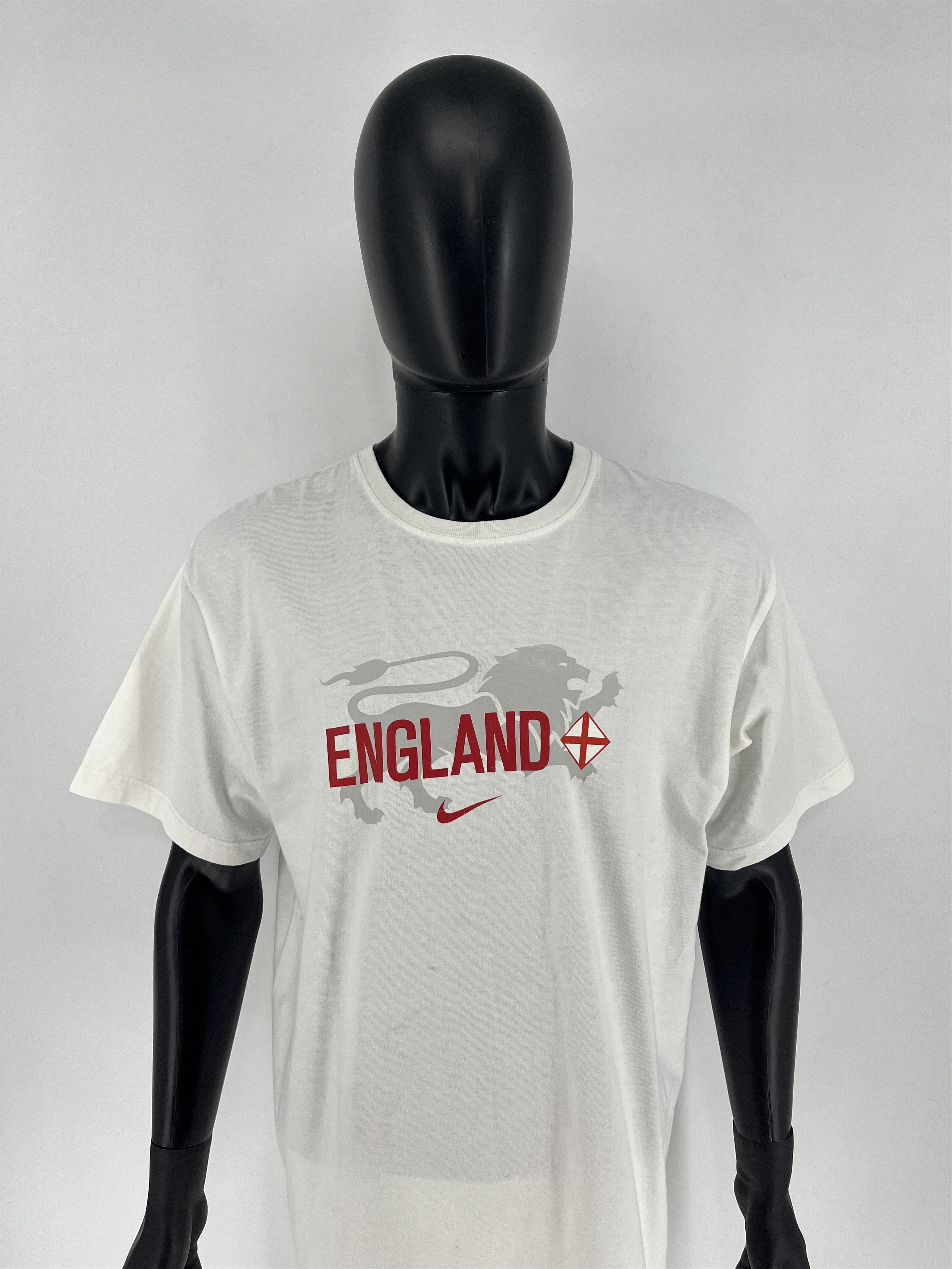 Nike Vintage Nike England Rooney football tee Size US XL / EU 56 / 4 - 5 Thumbnail
