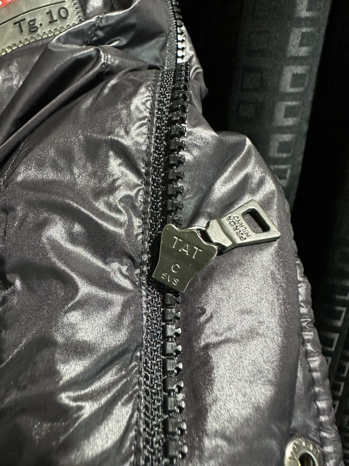 Prada prada pufffer detachable hood jacket Size XS / US 0-2 / IT 36-38 - 11 Thumbnail