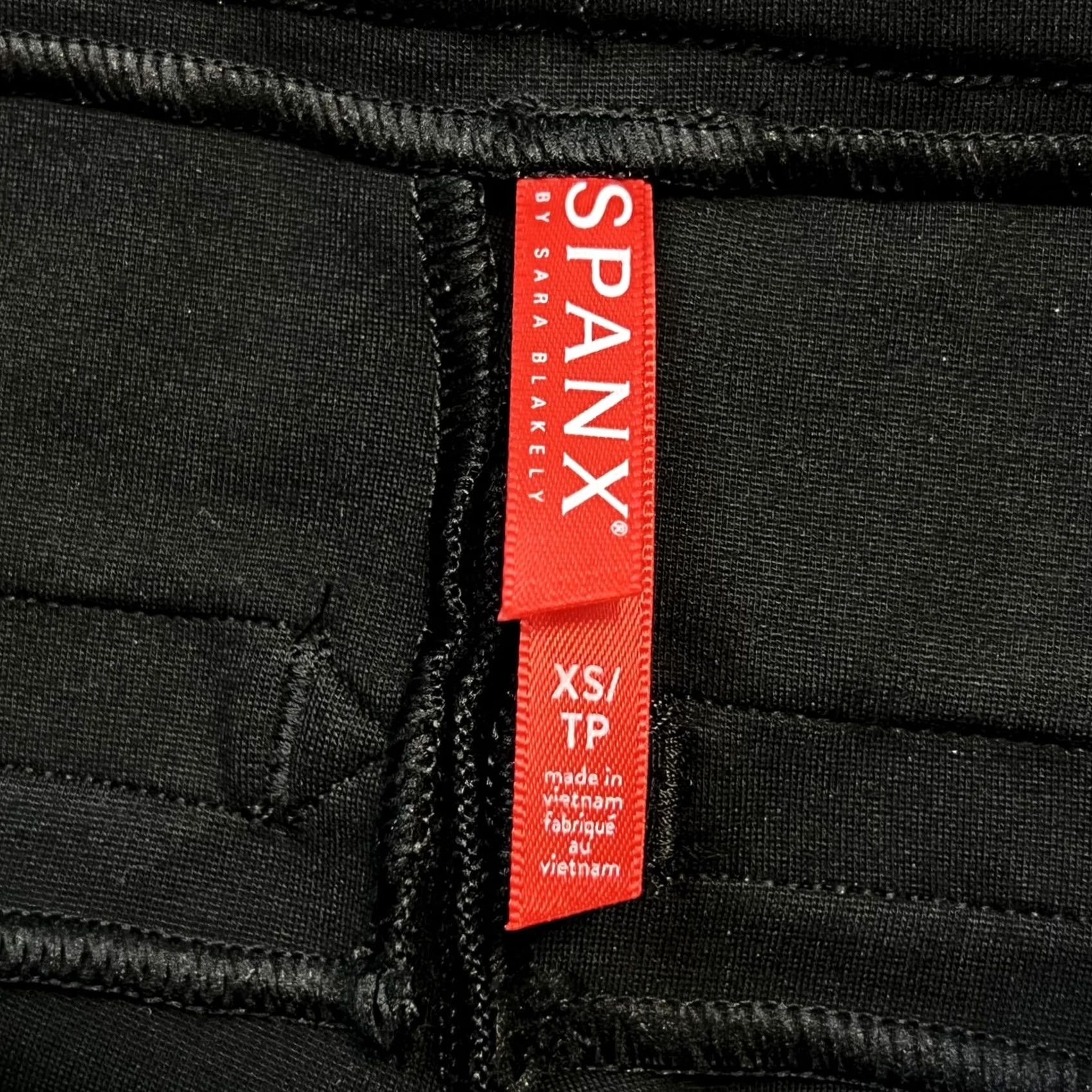 Spanx VINTAGE? No. Spanx Ponte Skinny Pants Womens XS Black Sequin Trim High Rise Stretch Slim Size 26" / US 2 / IT 38 - 5 Thumbnail