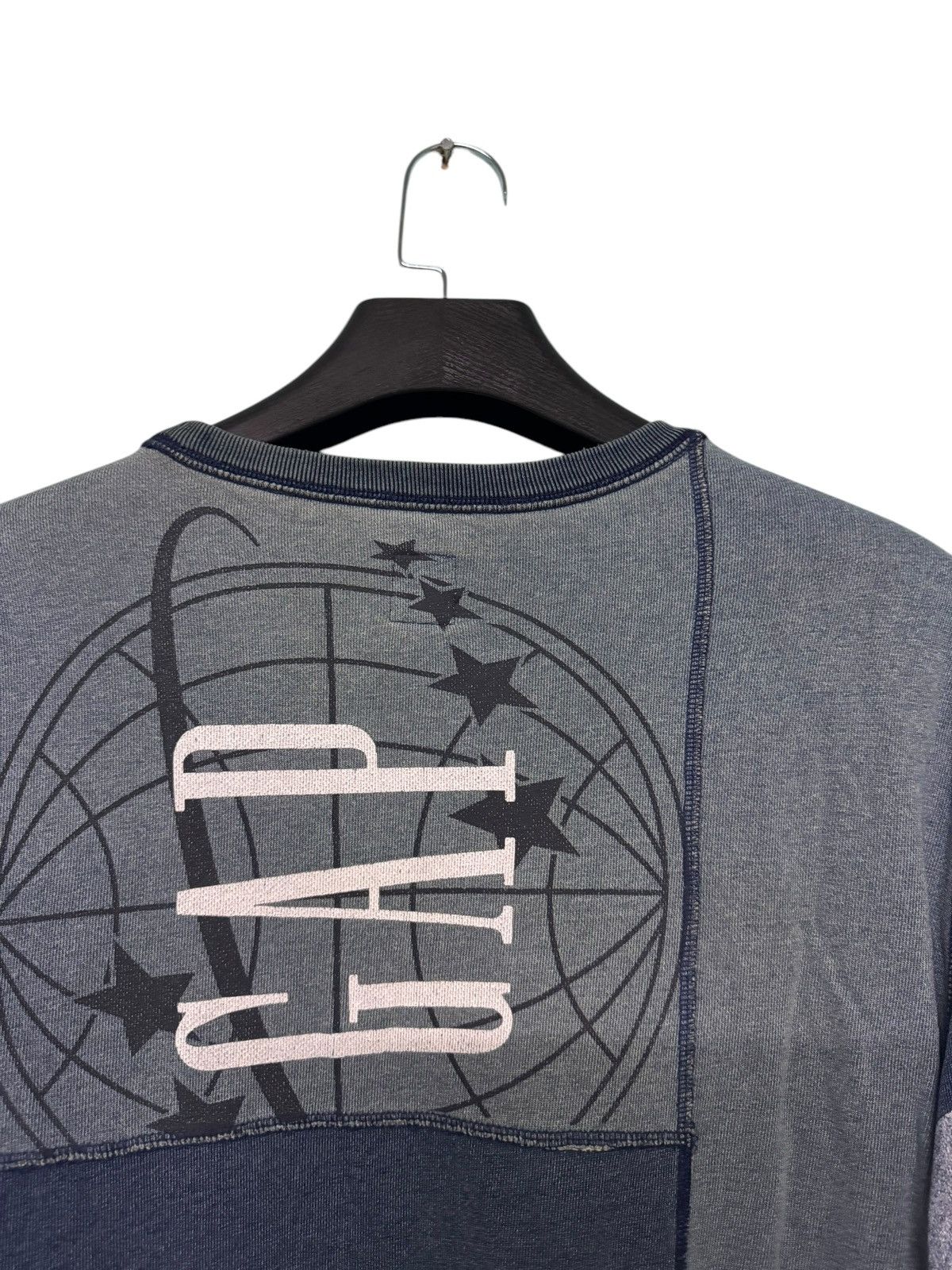 Gap × Vintage VINTAGE GAP INDIGO PATCHWORK SUNFADED DAMAGE SWEATSHIRT Y2K Size US L / EU 52-54 / 3 - 13 Thumbnail