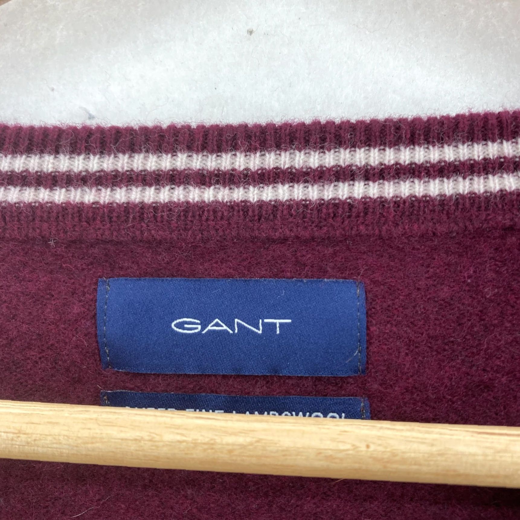 Gant Gant Sweater Mens 4XL Burgundy Super Fine Lambswool V Neck Logo Knit Pullover Size US XXL / EU 58 / 5 - 3 Thumbnail