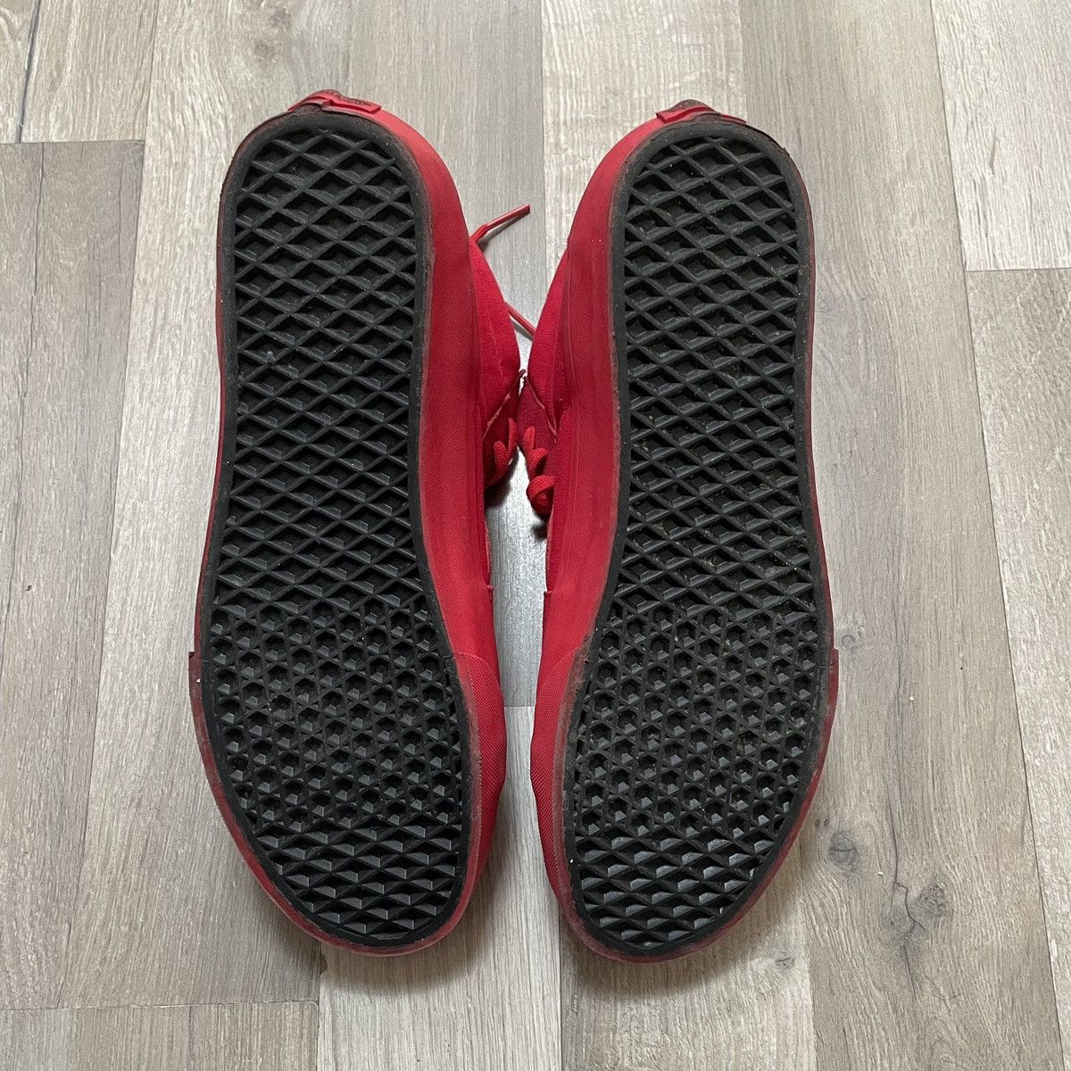 Vans Rare! Vans Sk8-Hi “Mono Red” 2016 Size US 10.5 / EU 43-44 - 10 Thumbnail