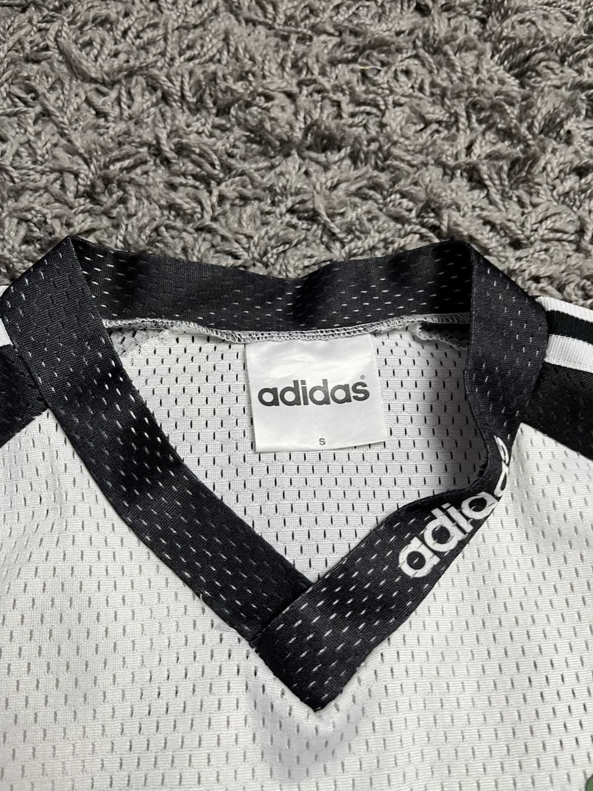 Adidas RARE Vintage 1996 Newcastle Cobras Adidas Hockey Jersey Size US S / EU 44-46 / 1 - 5 Thumbnail