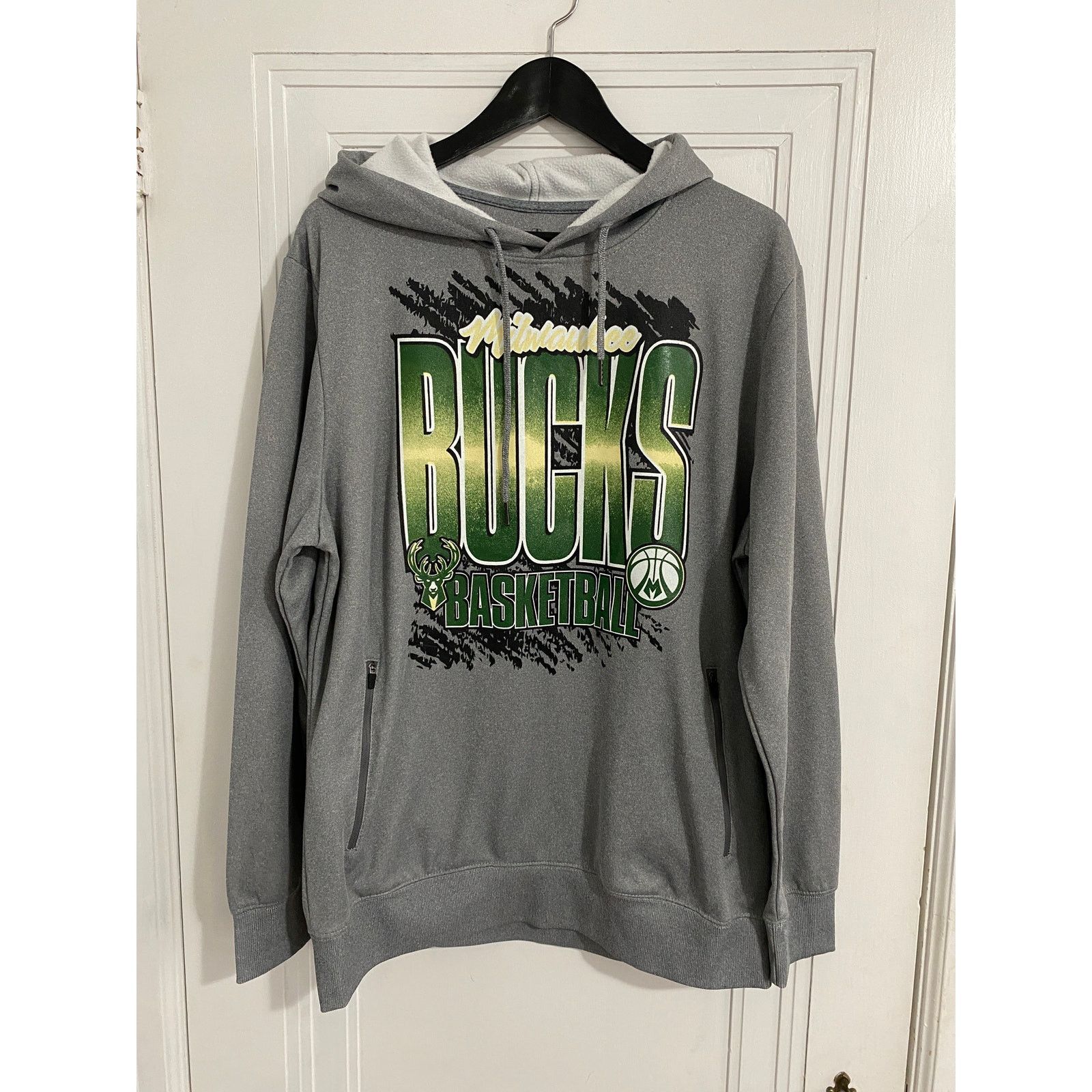 NBA Milwaukee Bucks NBA Basketball Hoodie Sweatshirt Size L Size US L / EU 52-54 / 3 - 1 Thumbnail