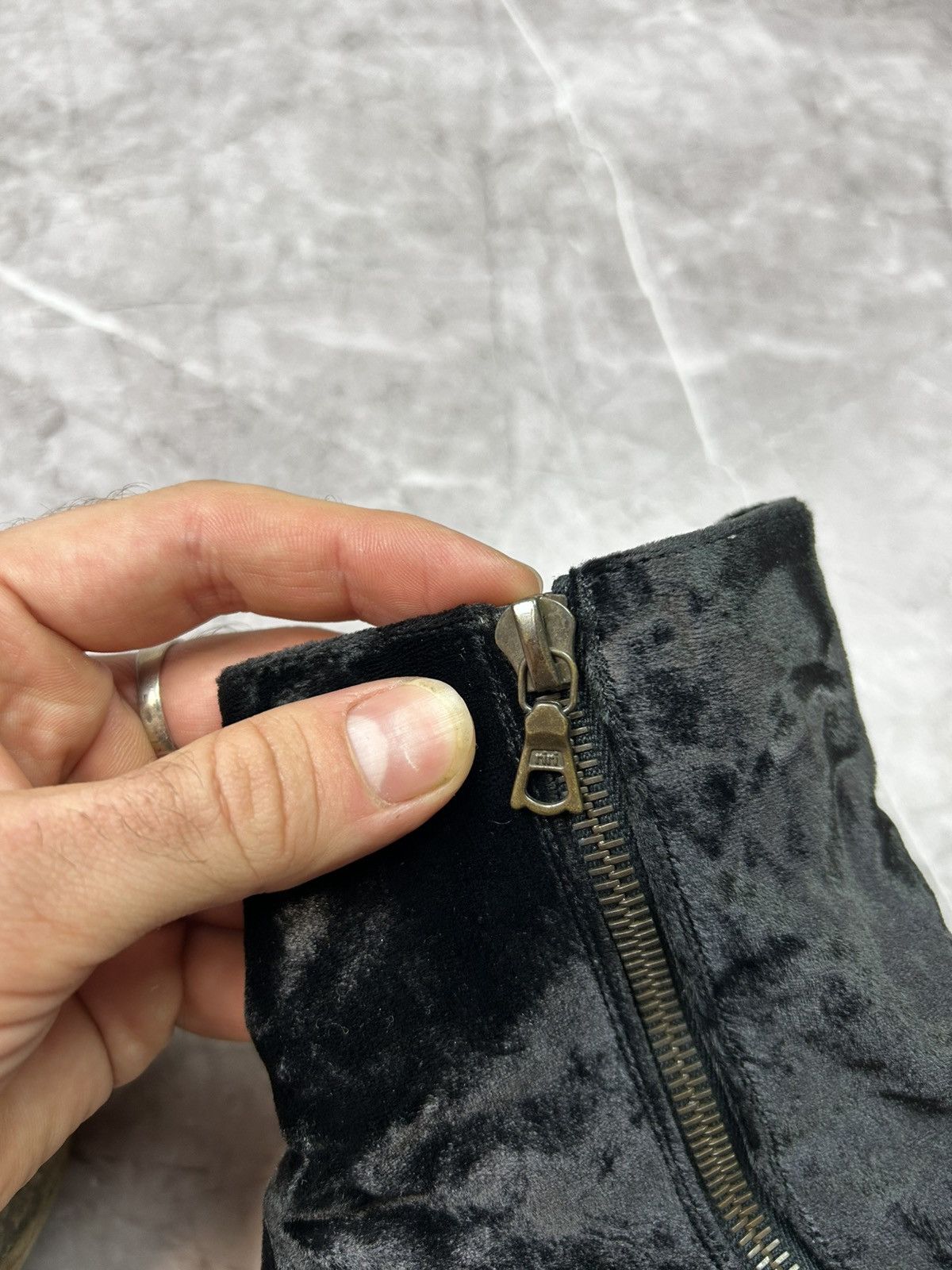 Dries Van Noten DRIES VAN NOTEN Black With Floral Pattern Ankle Boot Size 39 Size US 9 / IT 39 - 11 Thumbnail