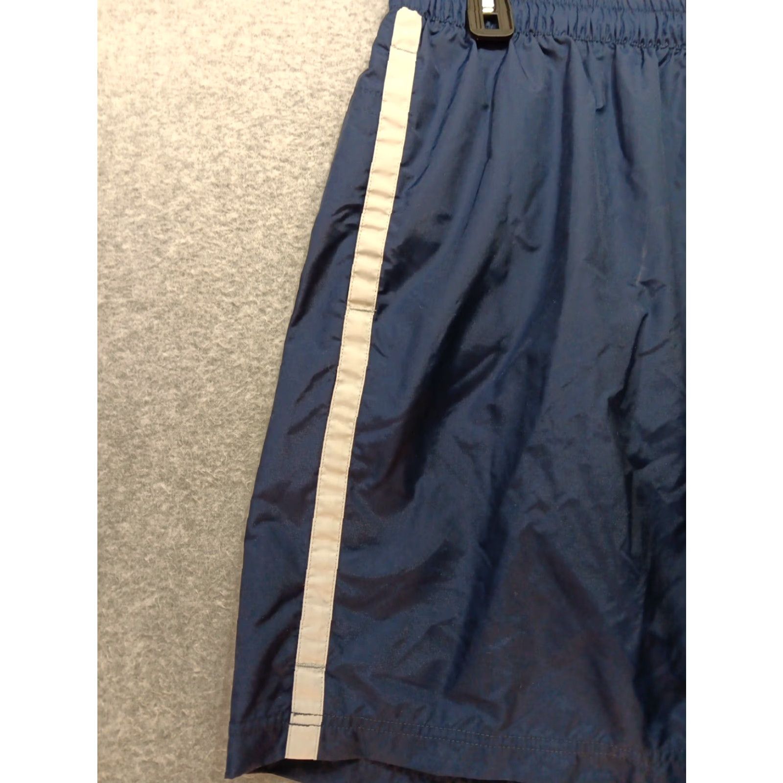 Nike VINTAGE Nike Swim Trunks Men L Geometric Black Lined Bottoms Beach 90s Swoosh Mens Size 42R - 4 Thumbnail