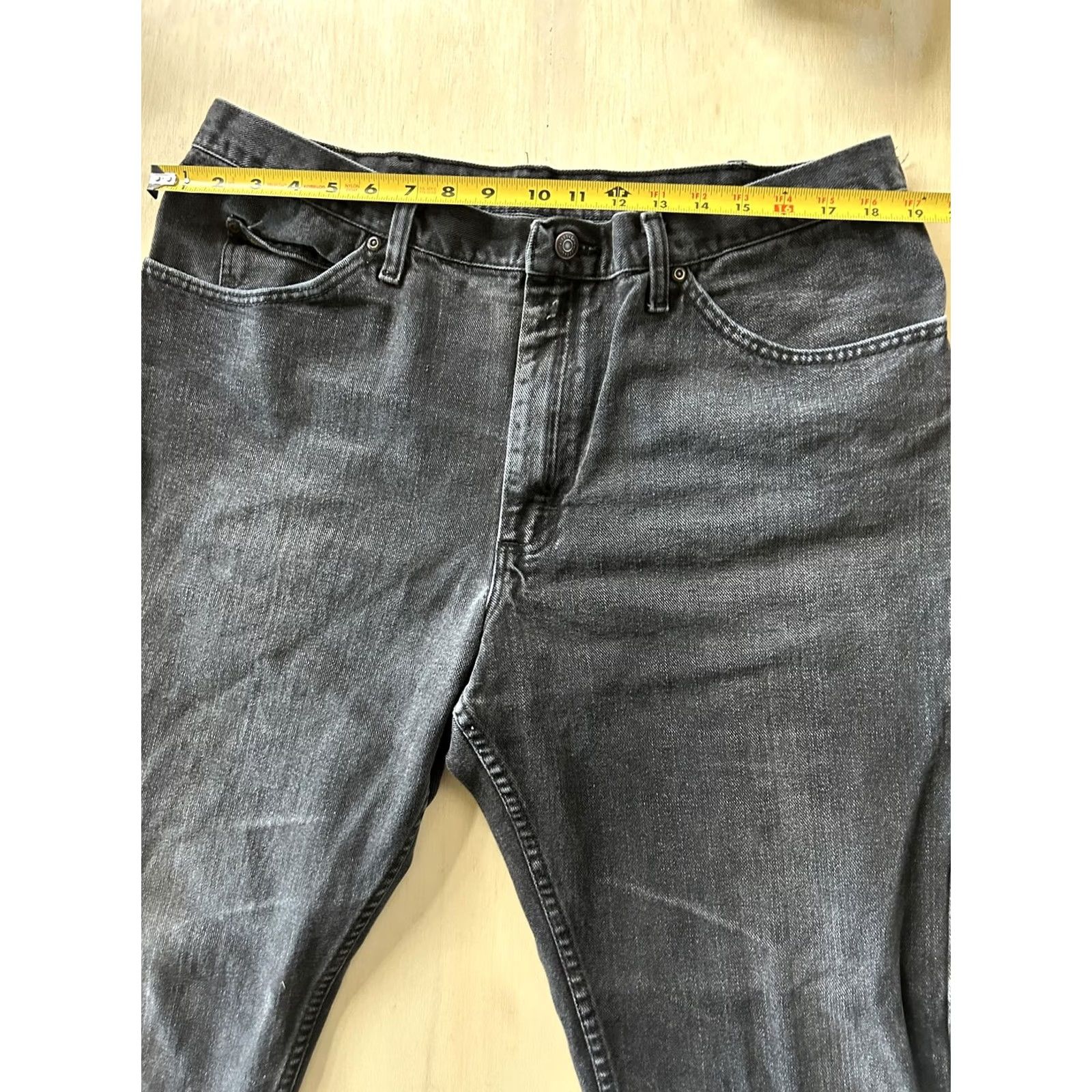 Wrangler Wrangler Jeans Mens Gray Denim Straight Leg Charcoal Wash Casual Pants Size US 40 / EU 56 - 4 Thumbnail