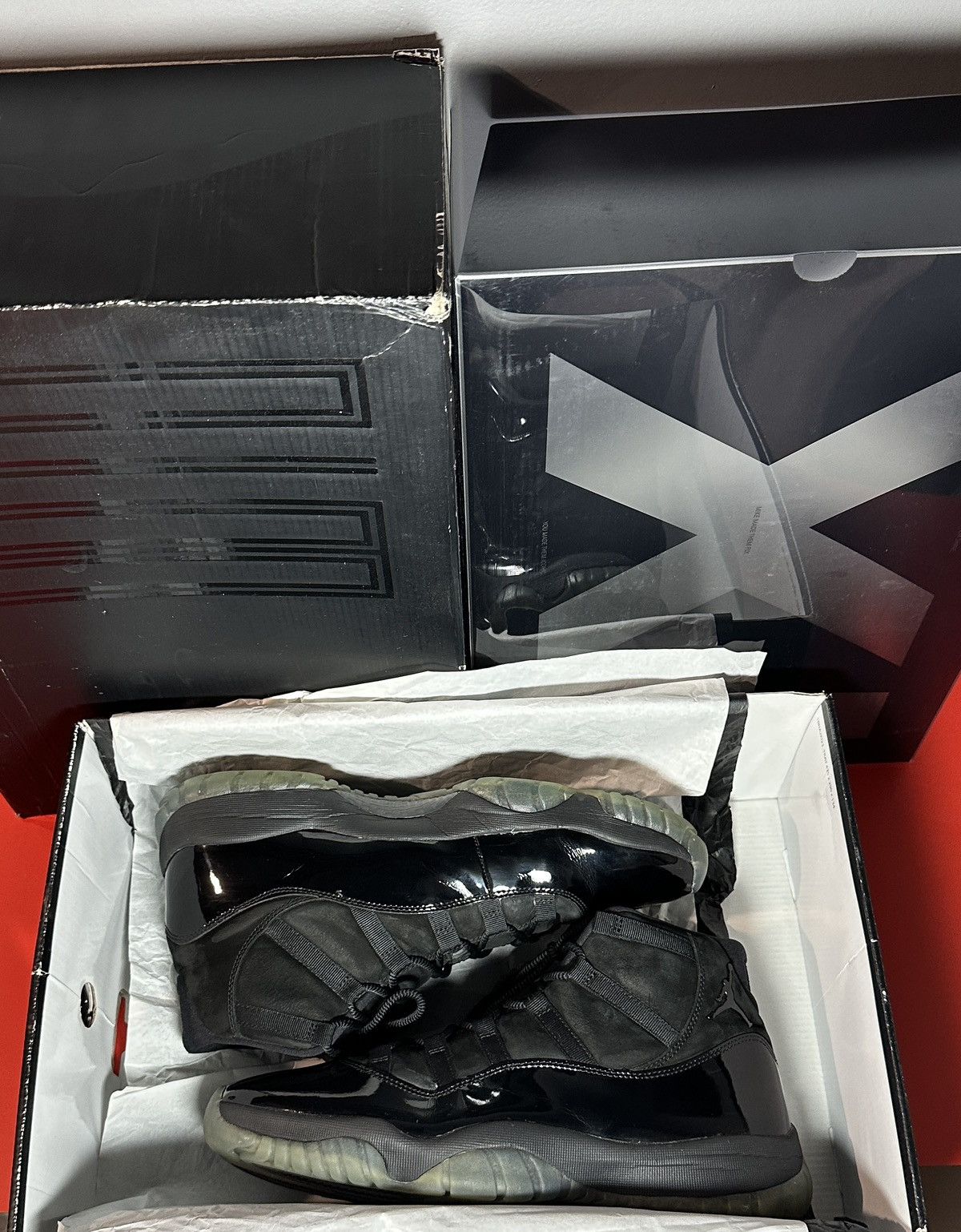 Jordan Brand Size 13 - Jordan 11 Retro Cap and Gown 2018 Size US 13 / EU 46 - 9 Thumbnail