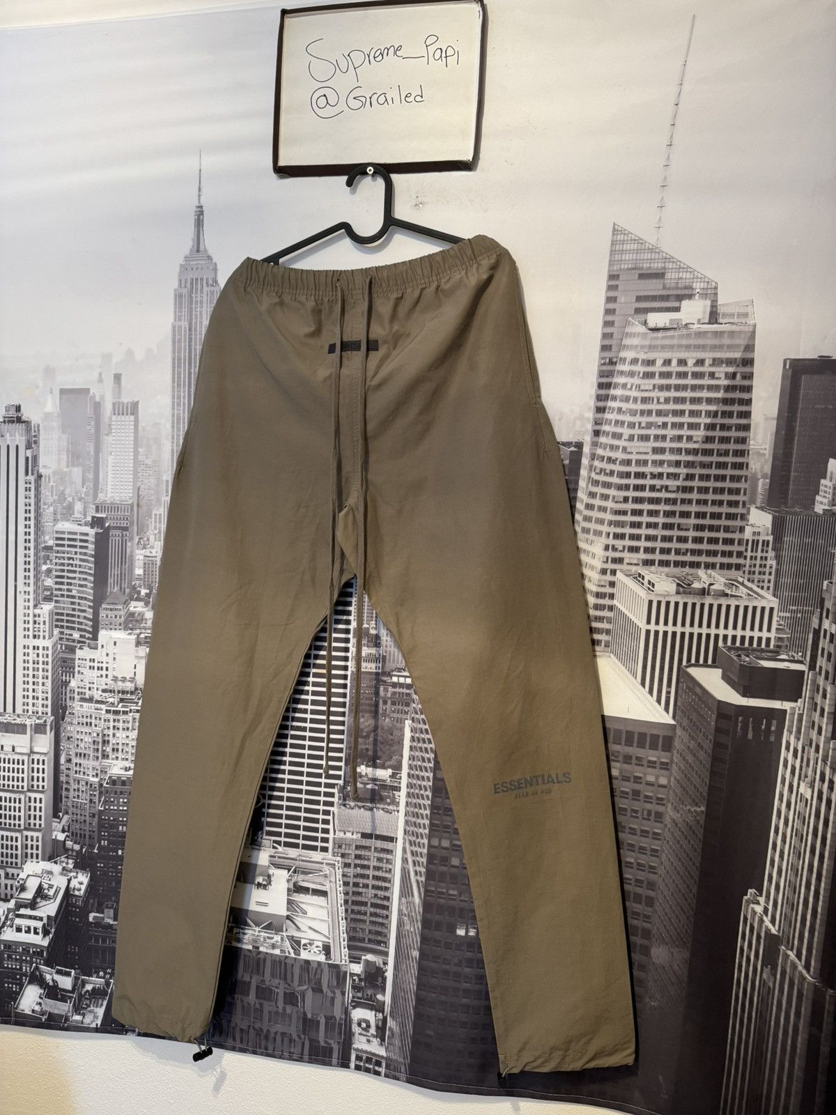 Fear of God Fear of God Essentials Track Pants SZ Medium Taupe💥 Size US 32 / EU 48 - 1 Thumbnail