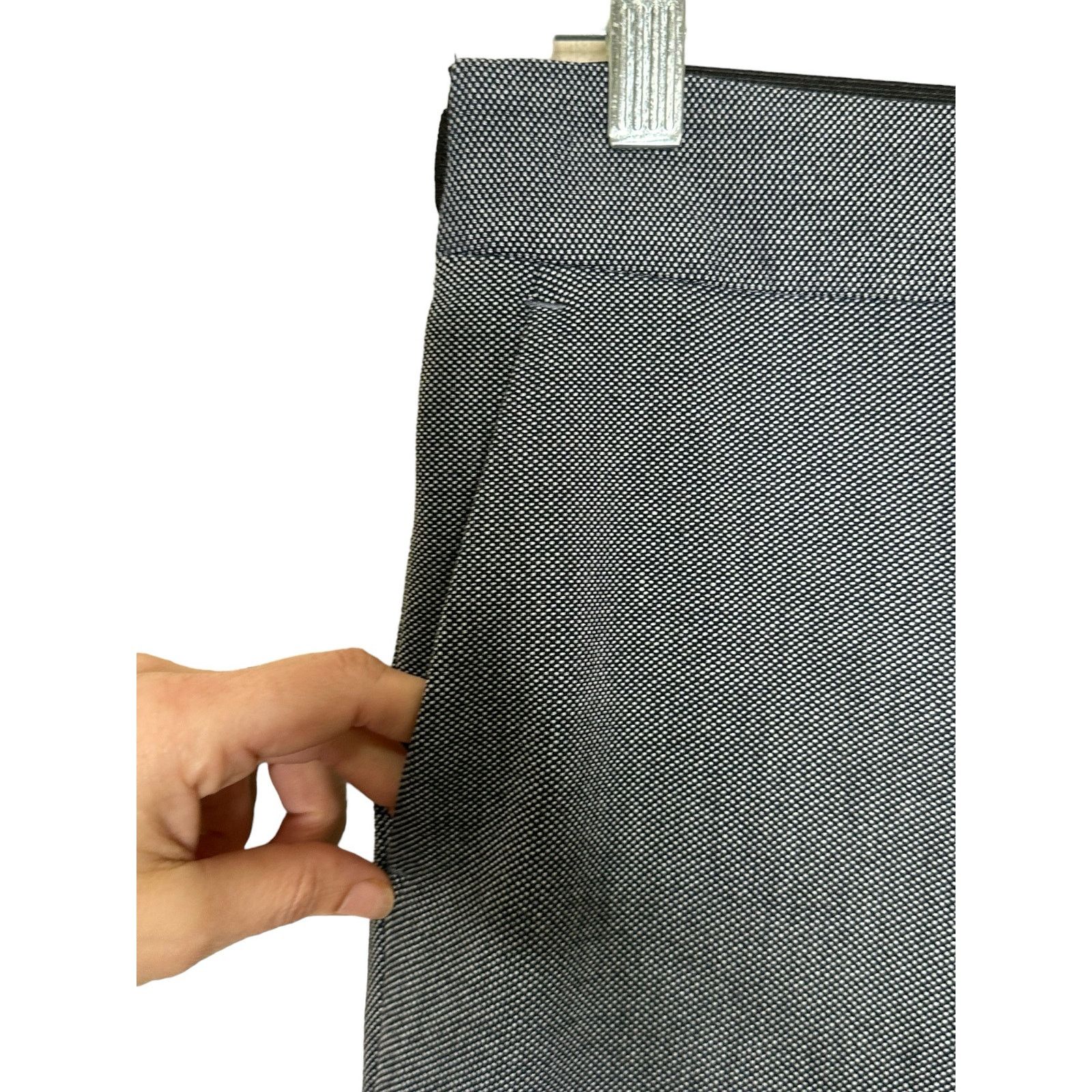 Zara Zara black semi skinny legs dressy pants size small Size 30" / US 8 / IT 44 - 7 Thumbnail