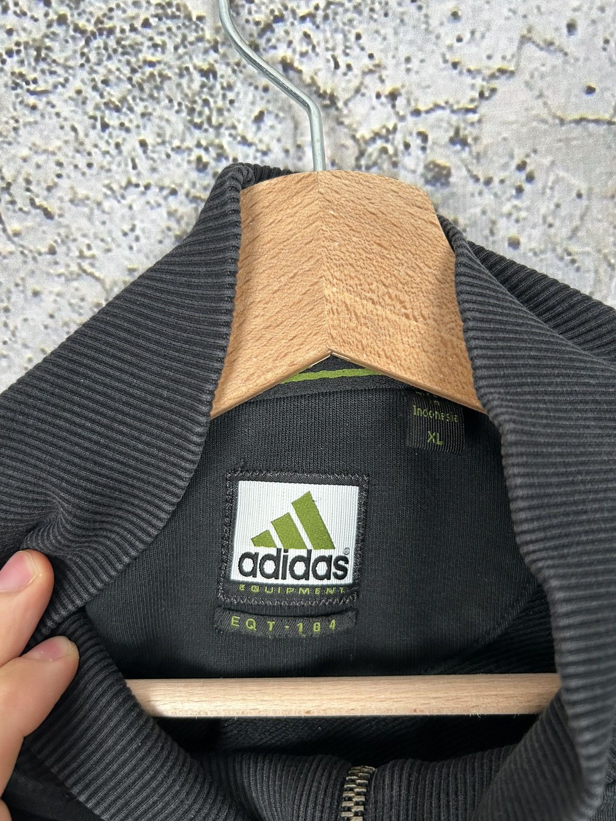 Adidas Vintage Adidas Equipment Sportswear Streetwear Sweatshirt Size US XL / EU 56 / 4 - 7 Thumbnail