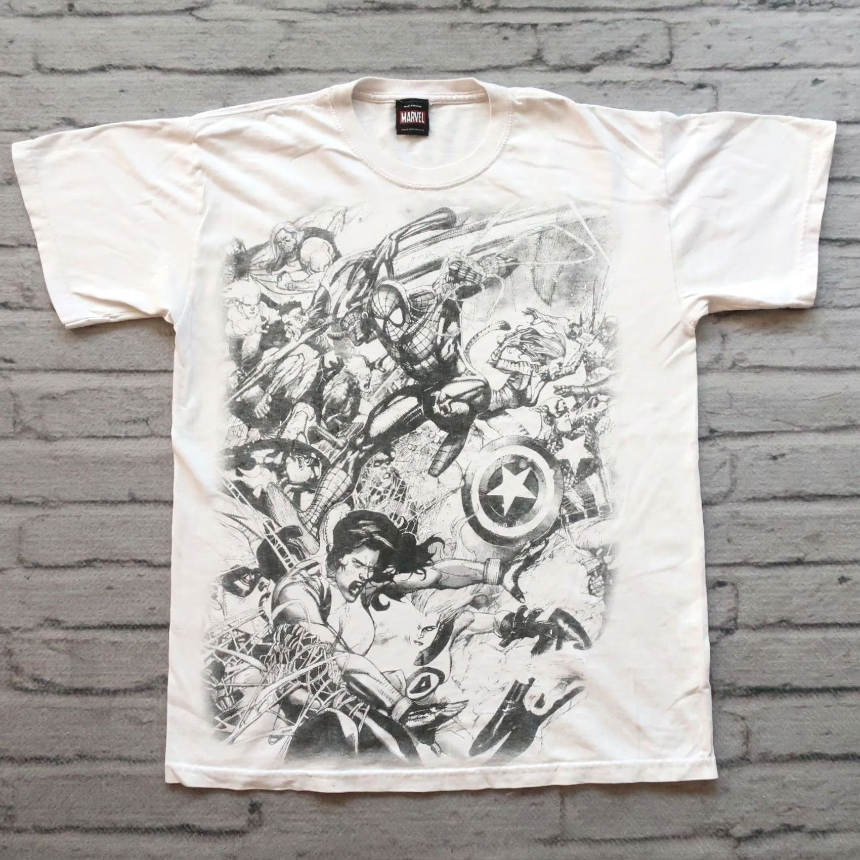 Vintage VINTAGE Marvel Comics Mad Engine Avengers Tshirt Spider Man Wolverine Mens XL Black XS? Size US XL / EU 56 / 4 - 2 Thumbnail