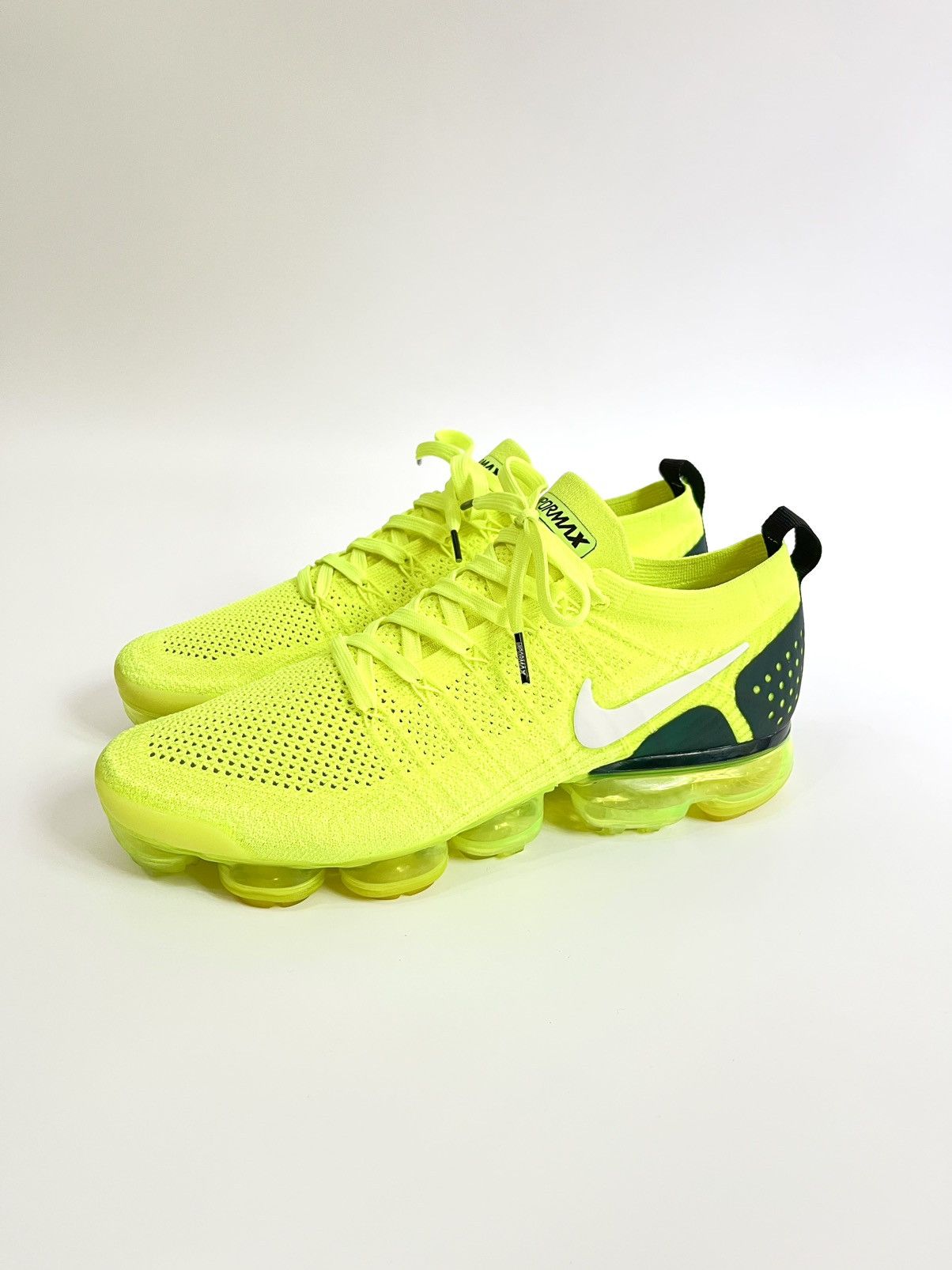 Nike Nike Air VaporMax 2 Flyknit OG “Volt” Size US 11 / EU 44 - 11 Thumbnail