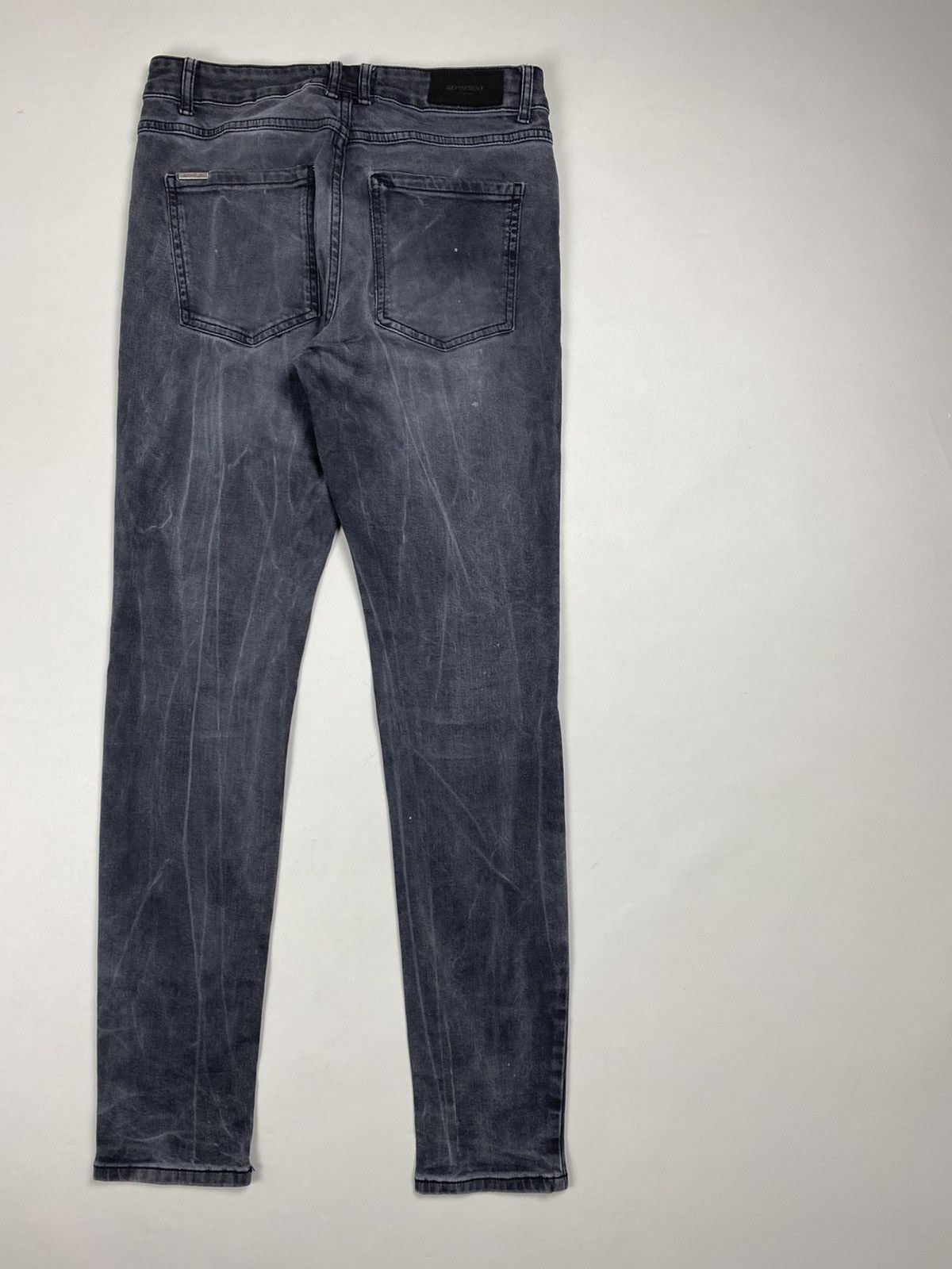 Represent Clo. Represent men’s Repaired Distressed Skinny Denim Jeans Size US 32 / EU 48 - 18 Thumbnail