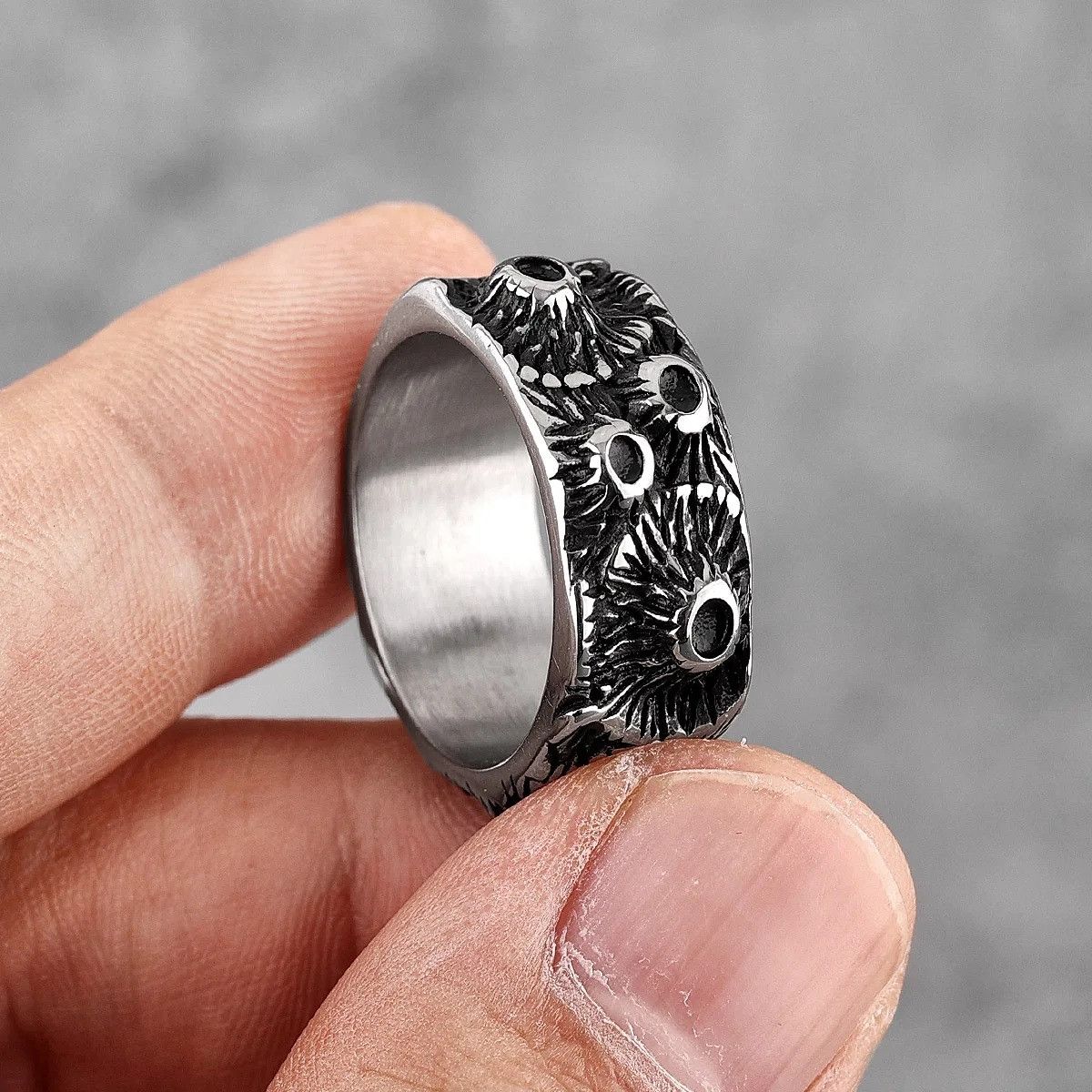 Jewelry Surface Moon Ring Streetwear Jewelry Fashion Gift Size ONE SIZE - 1 Thumbnail